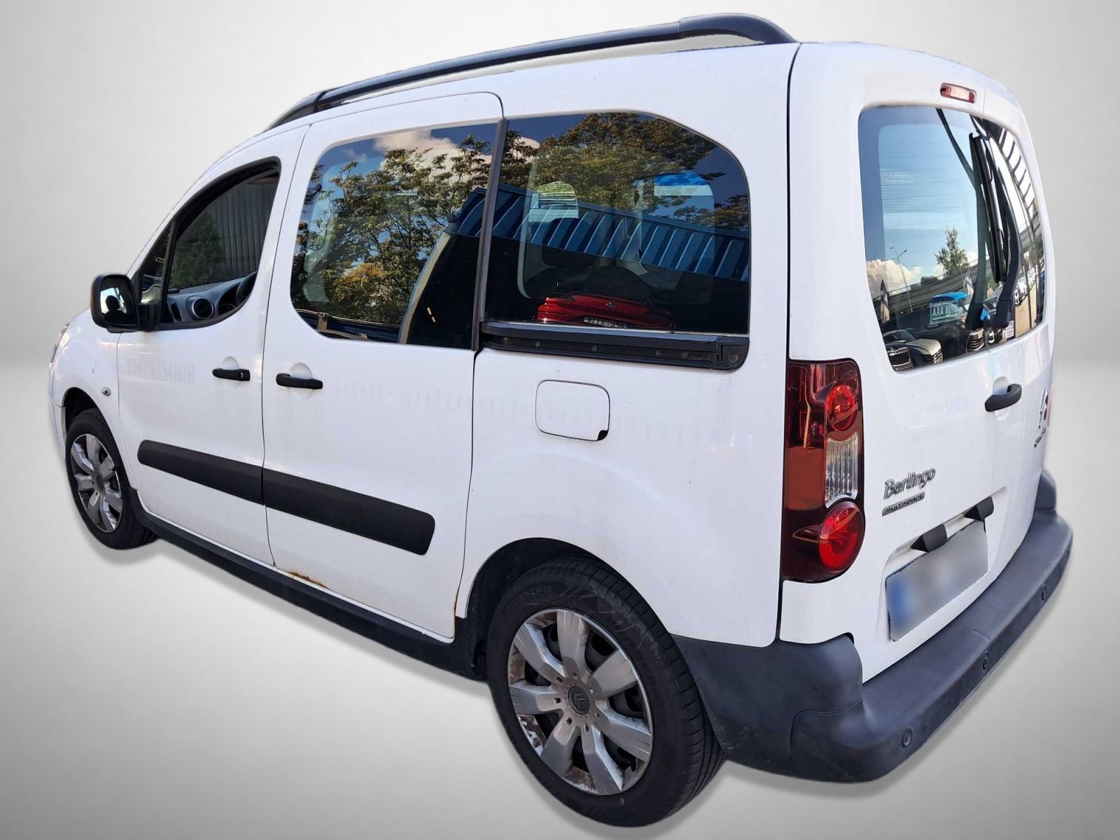 Citroën Berlingo, 1.6 BlueHDi, 5Míst, Klima, ČR - fotka 2