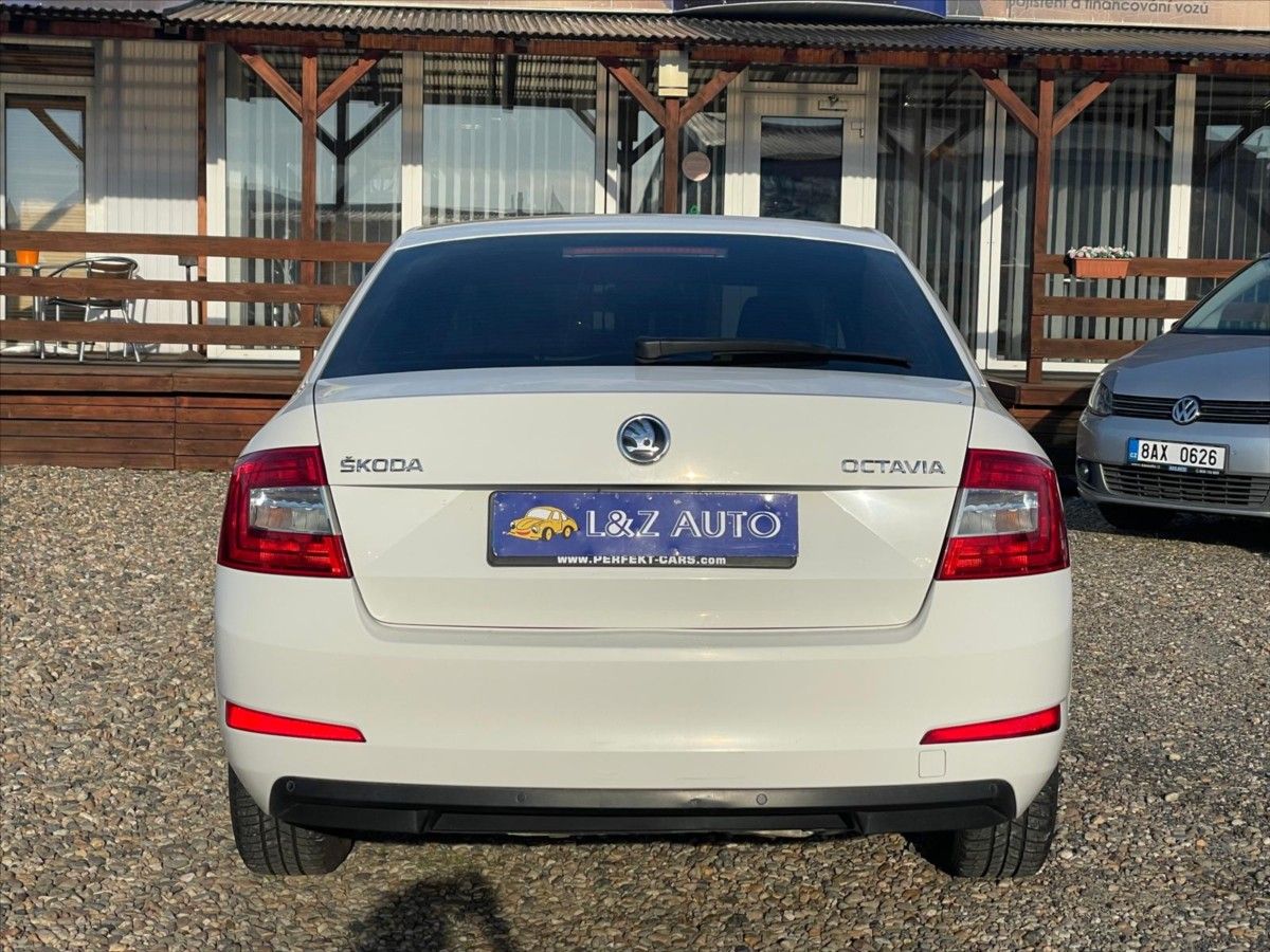 Škoda Octavia, 1,6 TDi - fotka 5
