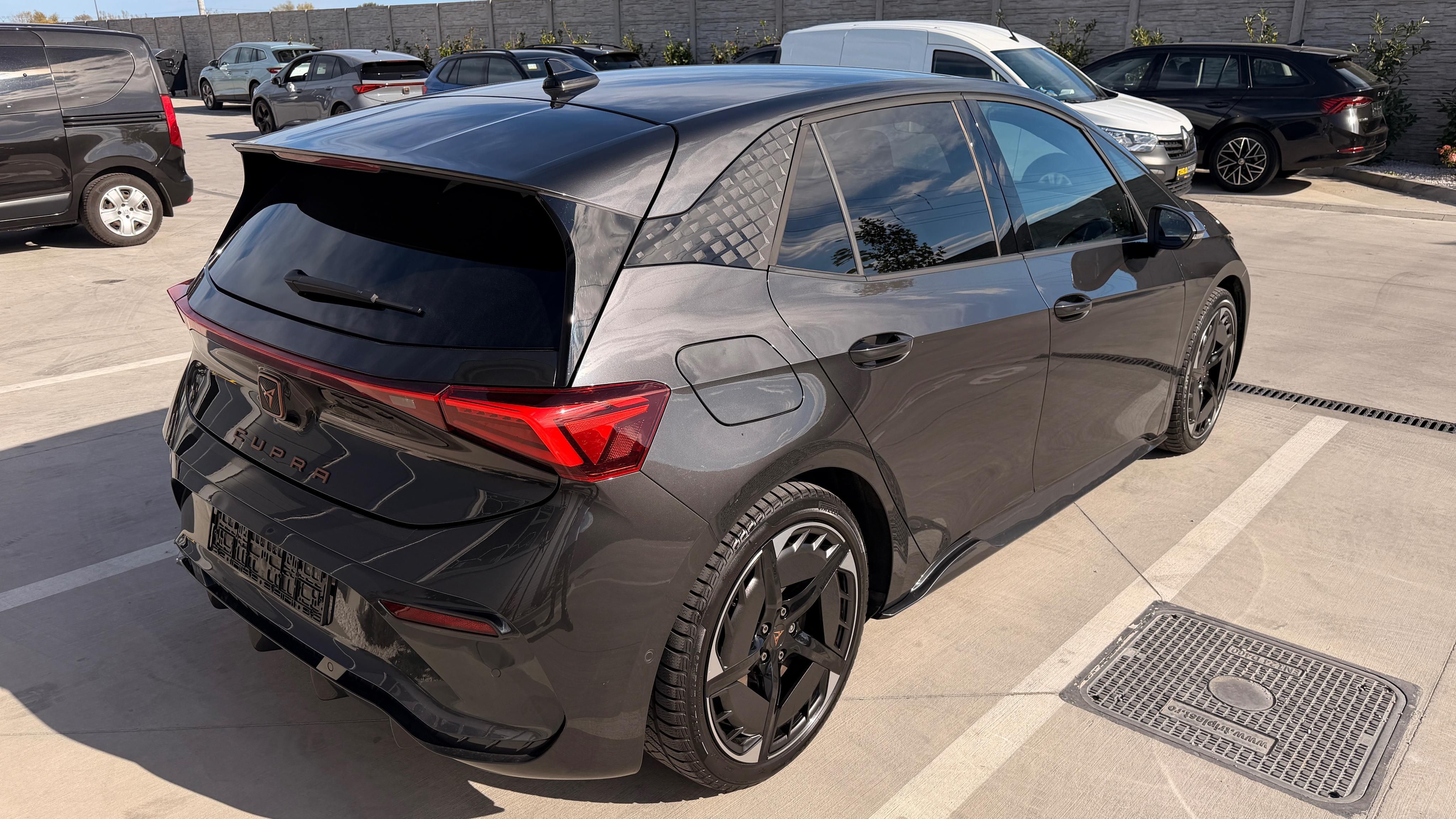 Cupra Born, Cupra Born 58kWh 150KW - fotka 4
