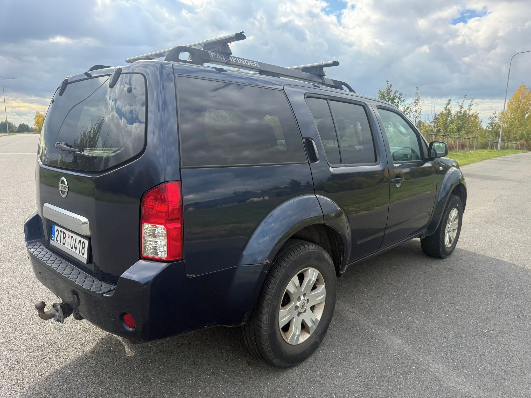 Nissan Pathfinder, 2,5 DCI  TZ 3000 KG - fotka 5