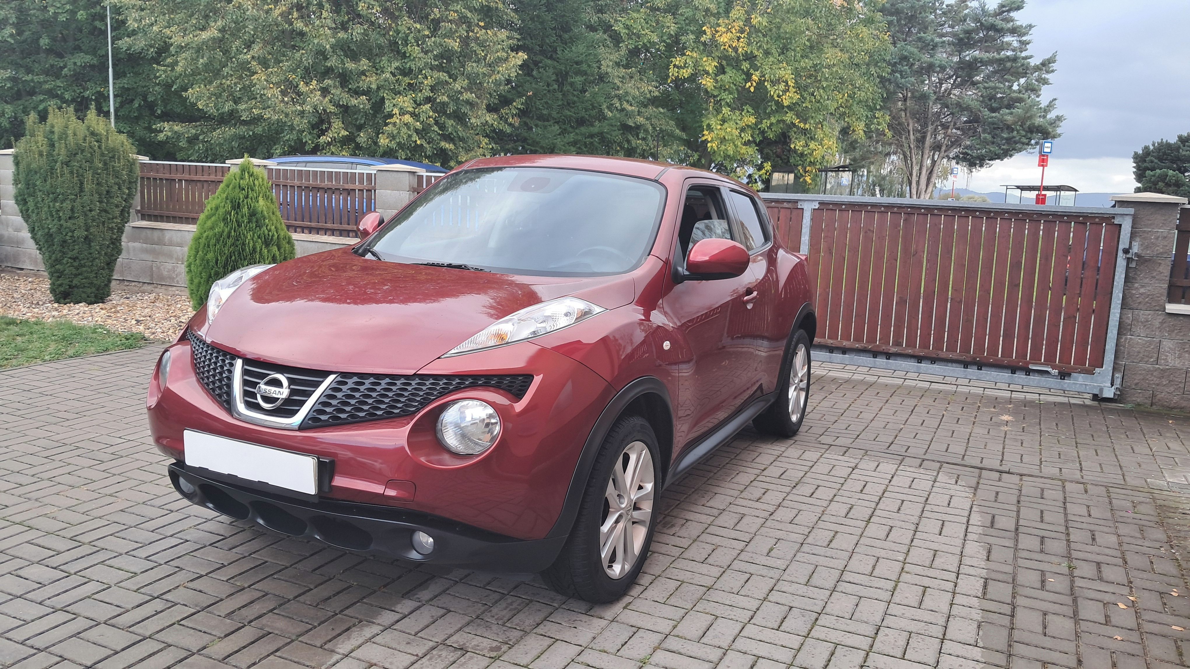 Nissan Juke, 1.6i / 86KW ČR - fotka 4