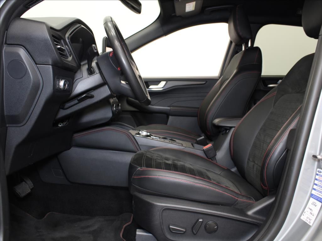 Ford Kuga, 2,5 PHEV 165kW ST-line X 34tkm - fotka 6