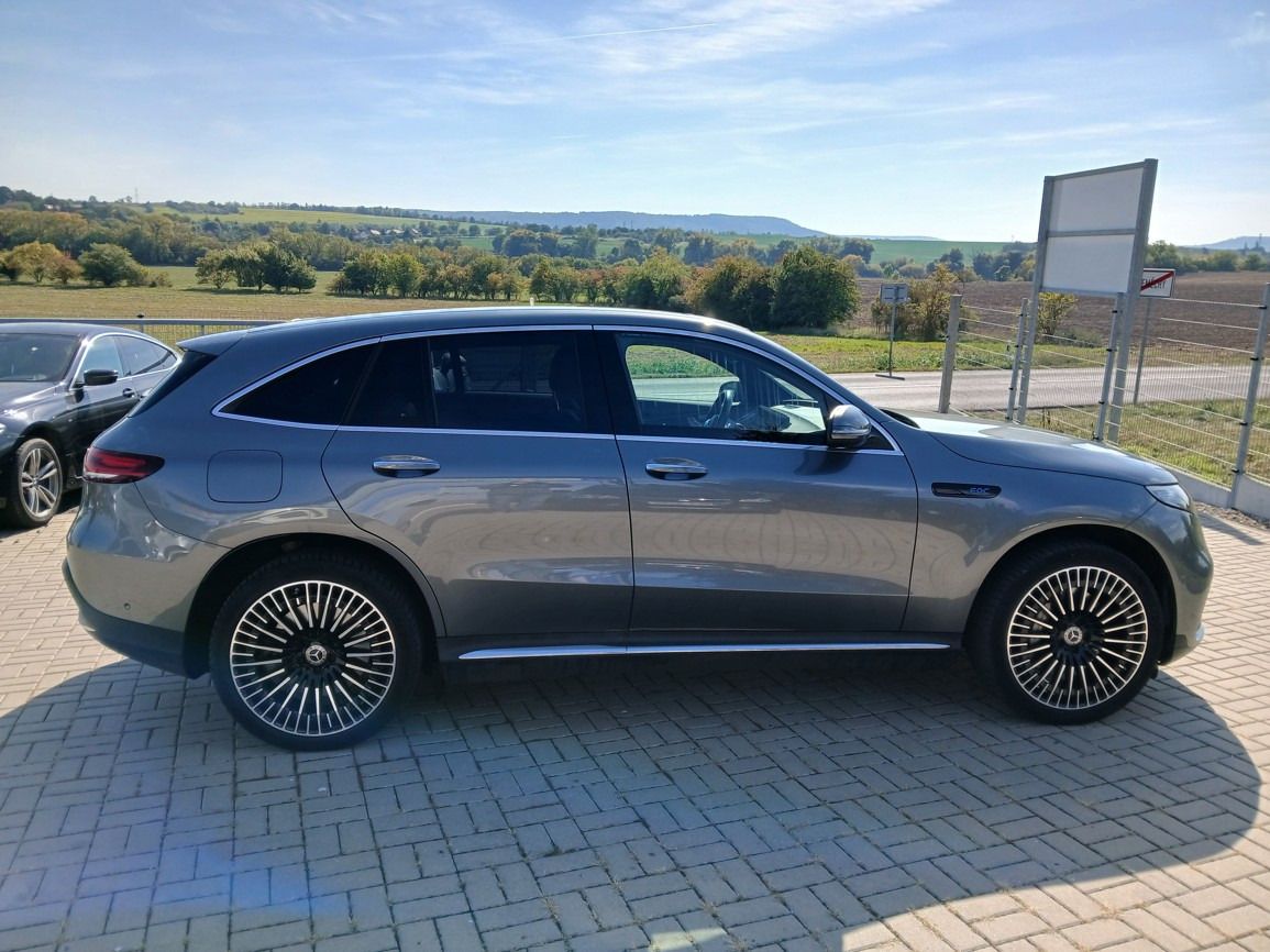 Mercedes-Benz EQC, 400 4Matic - fotka 6