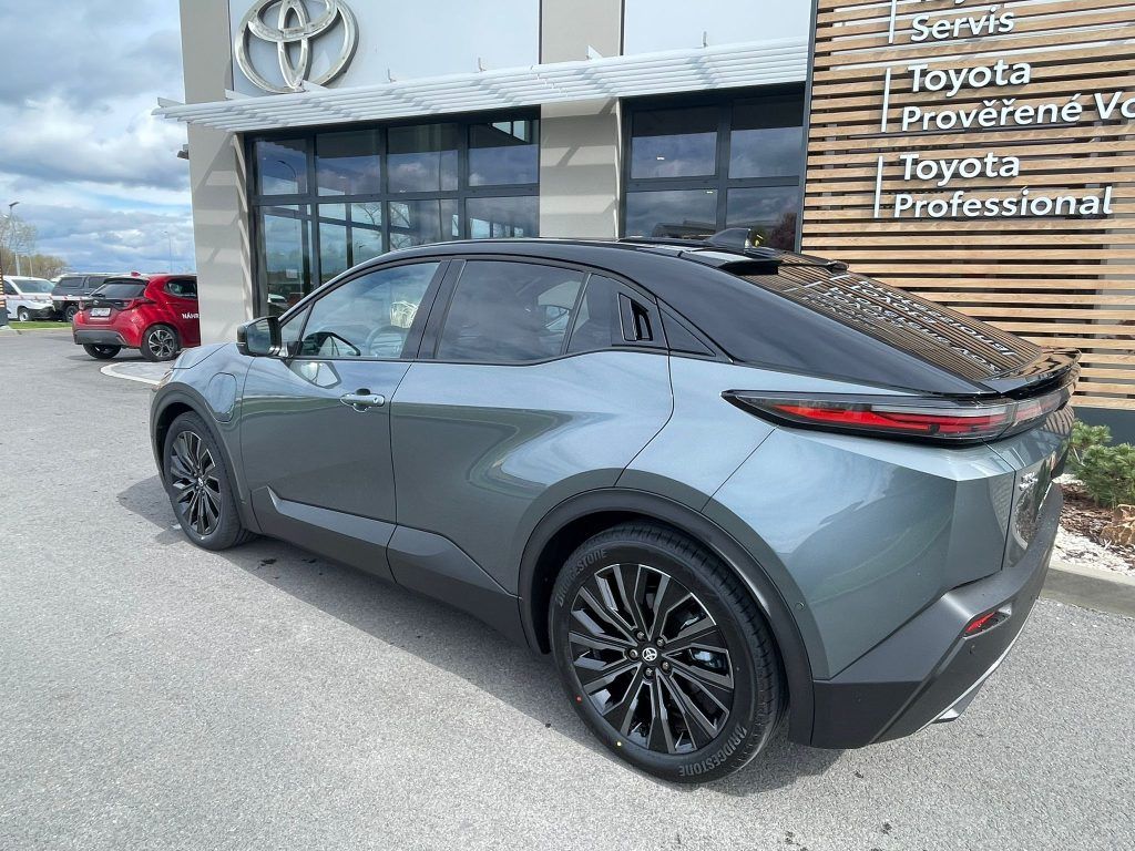 Toyota C-HR, AWD 343HP AT ExecutiveVIPLight - fotka 6