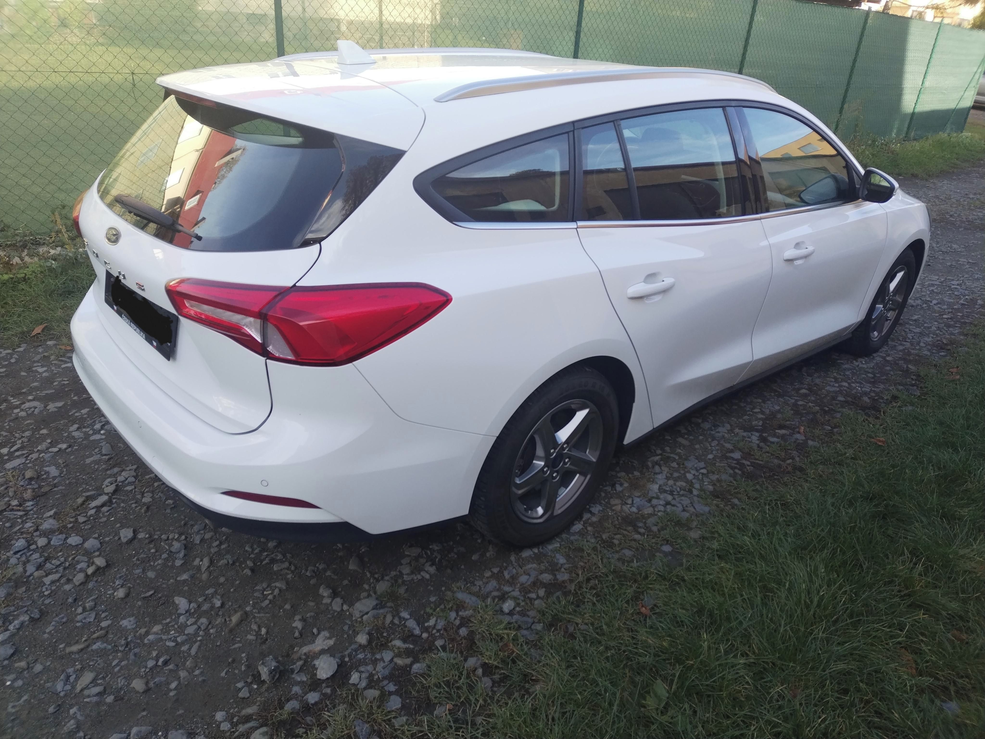 Ford Focus, 1.0i 74kw-47000km,TOP STAV - fotka 4
