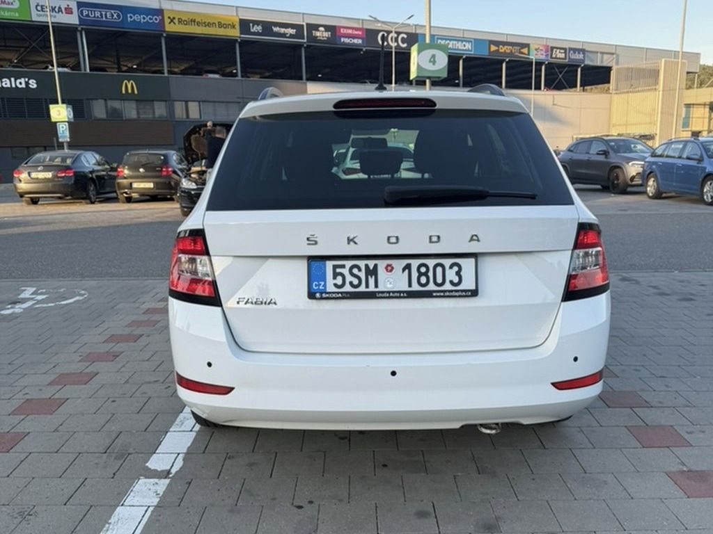Škoda Fabia, Combi 1.0 TSI 70 kW Ambition - fotka 3