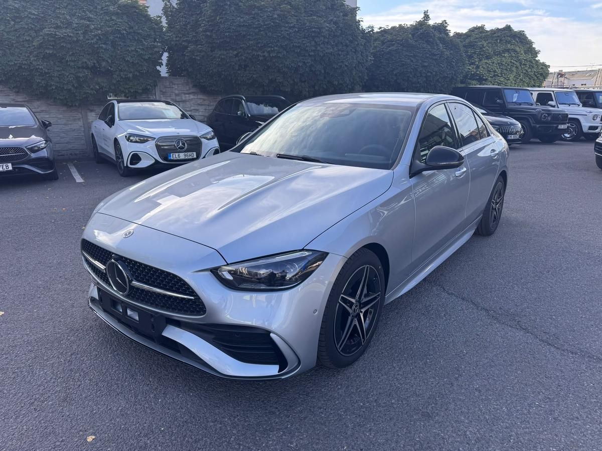 Mercedes-Benz Třídy C, C 220 d 4MATIC - fotka 3