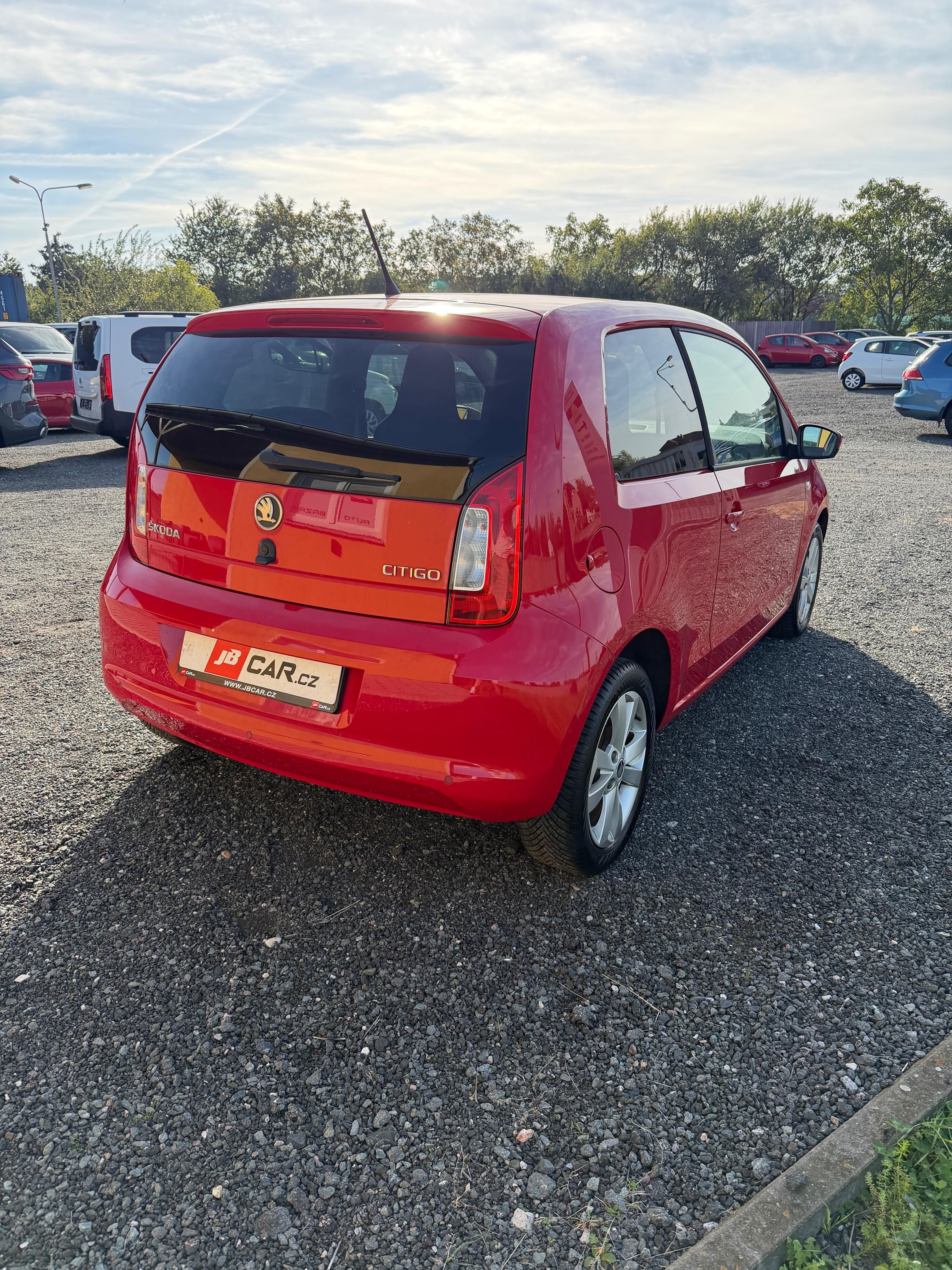 Škoda Citigo, 1.0 MPI ELEGANCE AUTOMAT A/C - fotka 4
