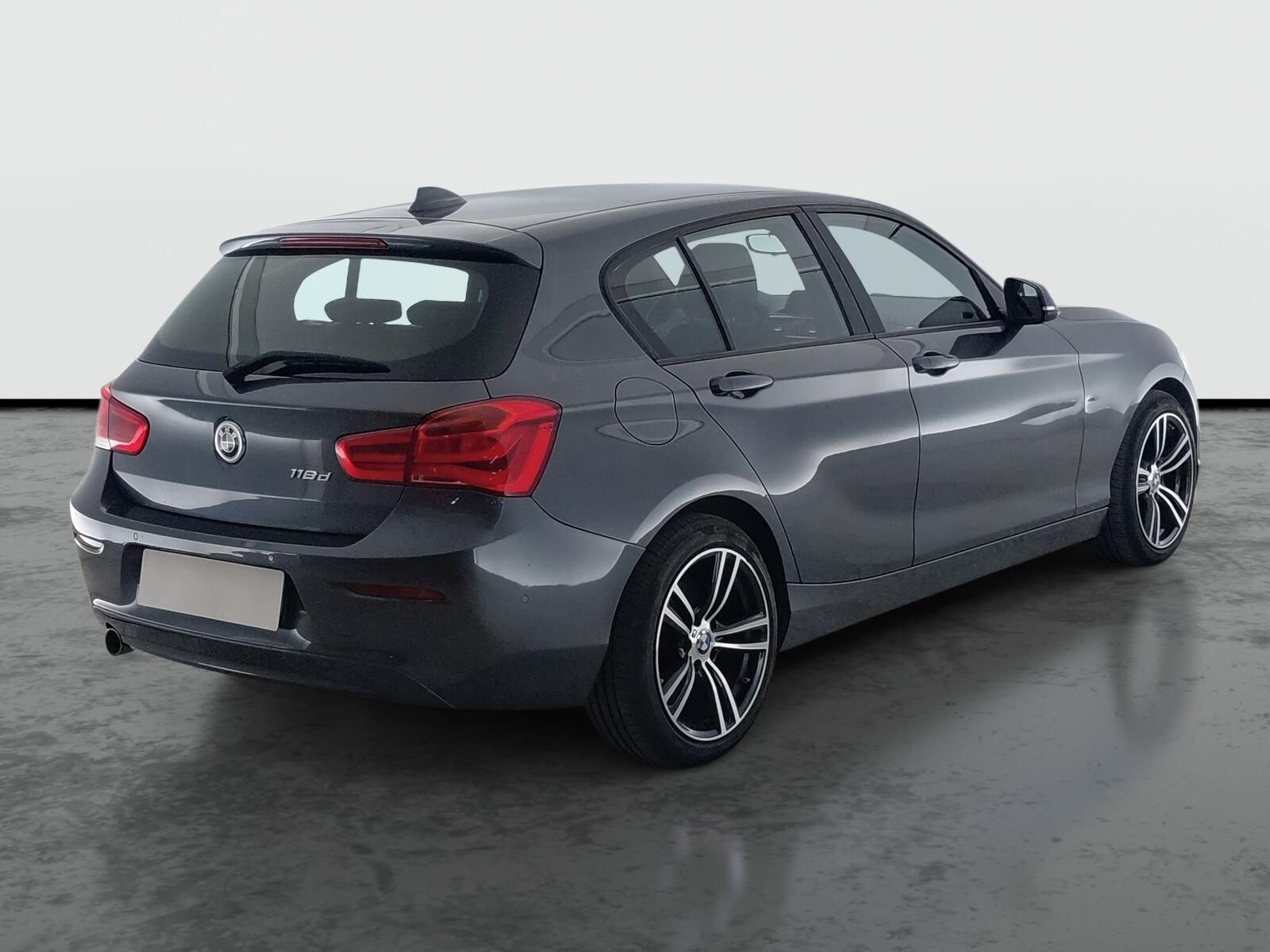 BMW Řada 1, 118d, Automat, Navi - fotka 5