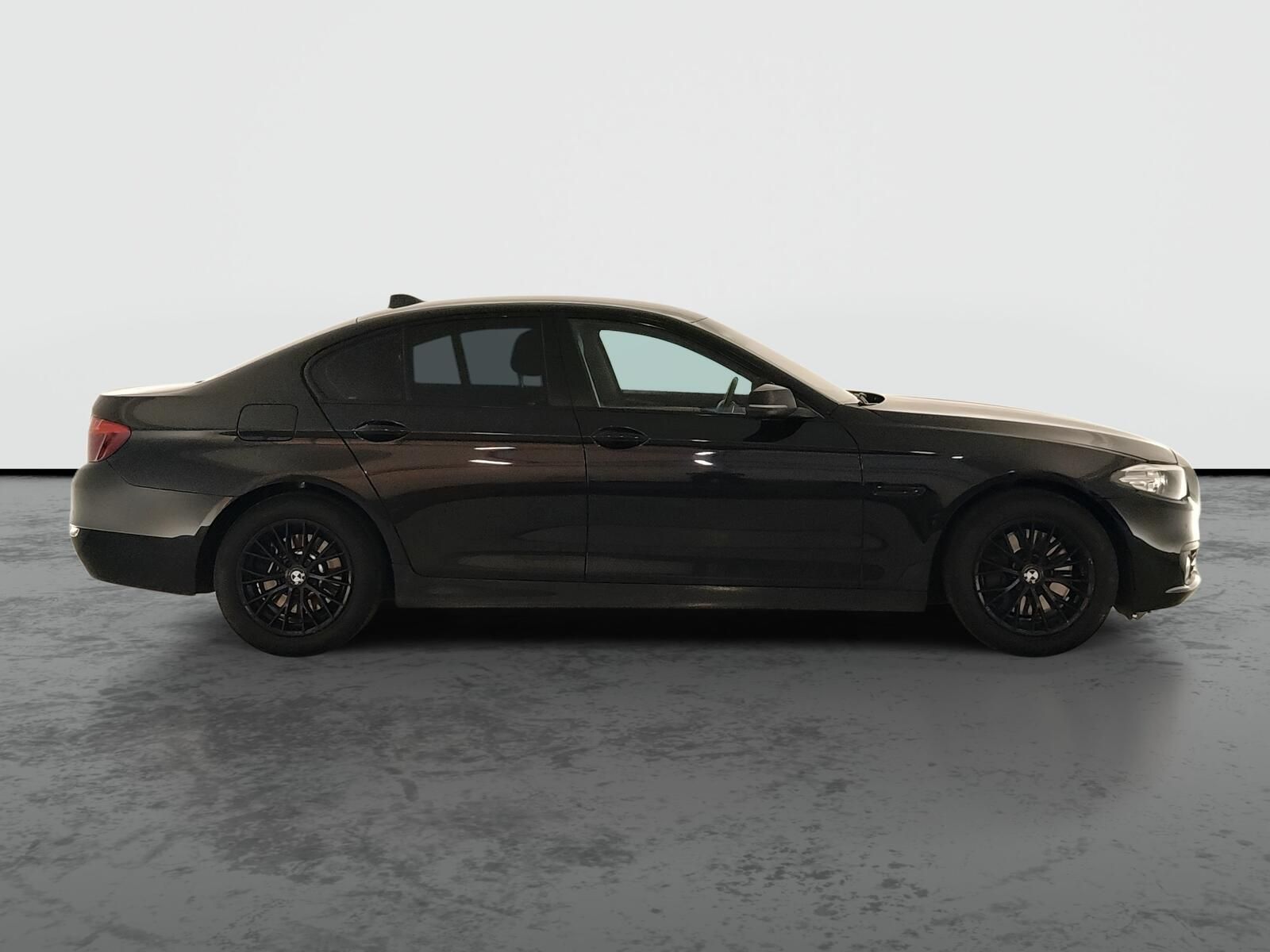 BMW Řada 5, 525d xDrive, 4X4, Automat - fotka 6