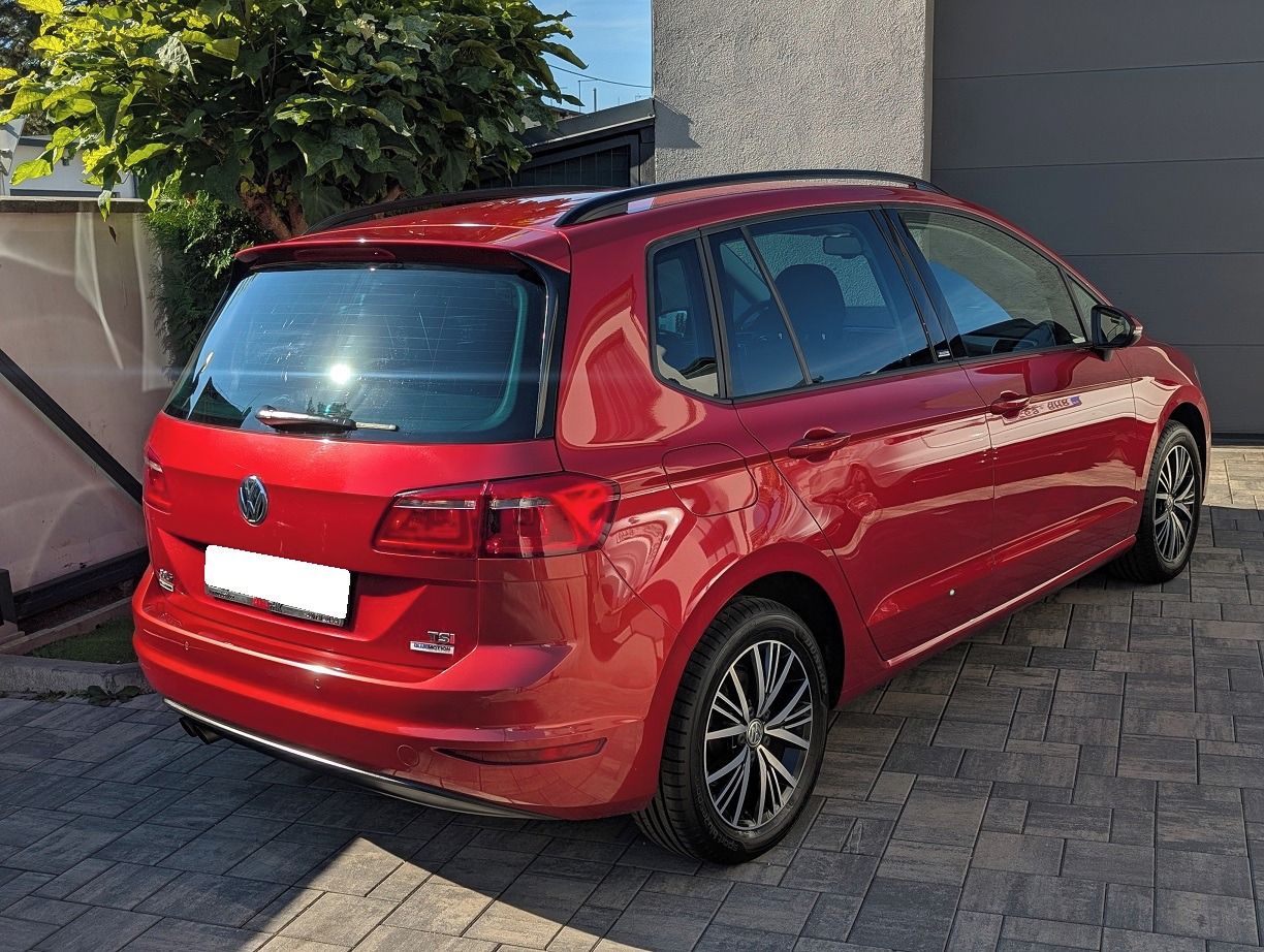 Volkswagen Golf Sportsvan, 1.MAJ.NEHAVAROVANÉ-NELAKOVANÉ - fotka 2