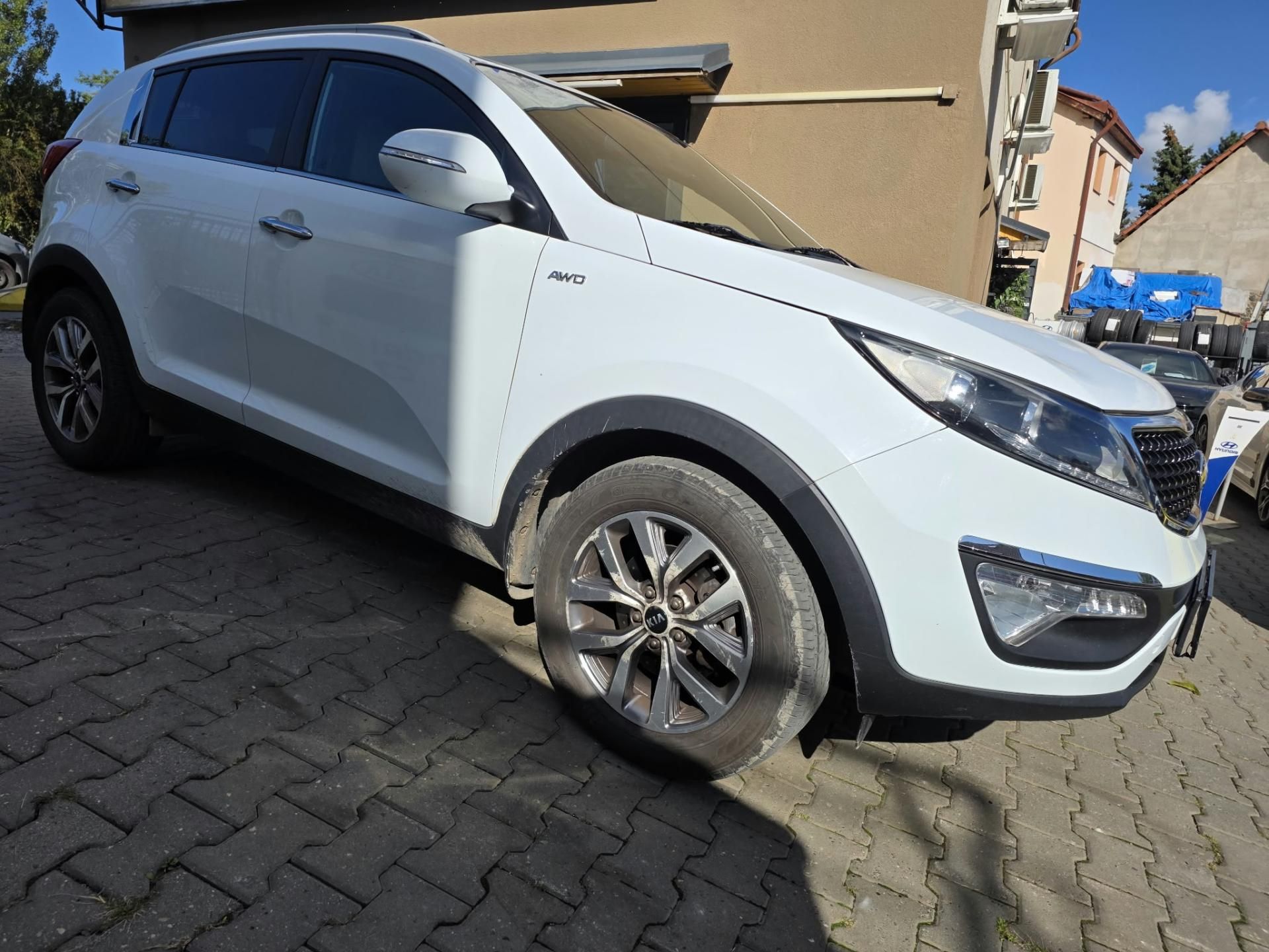 Kia Sportage, 2.0-1.MAJ-NAVI-KAMERA-ISOFIX - fotka 5