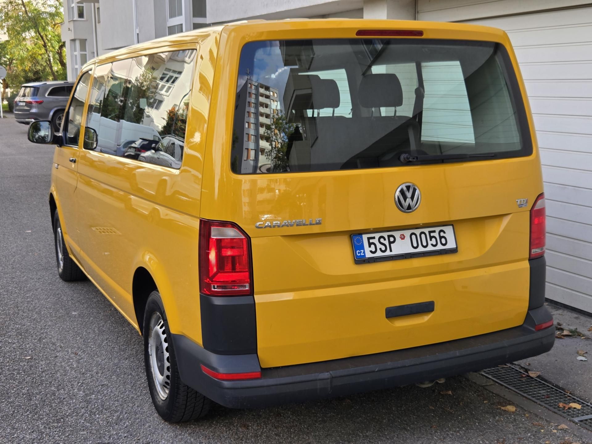 Volkswagen Caravelle, 2.0 TDI, 110Kw, 9 míst, Long - fotka 6
