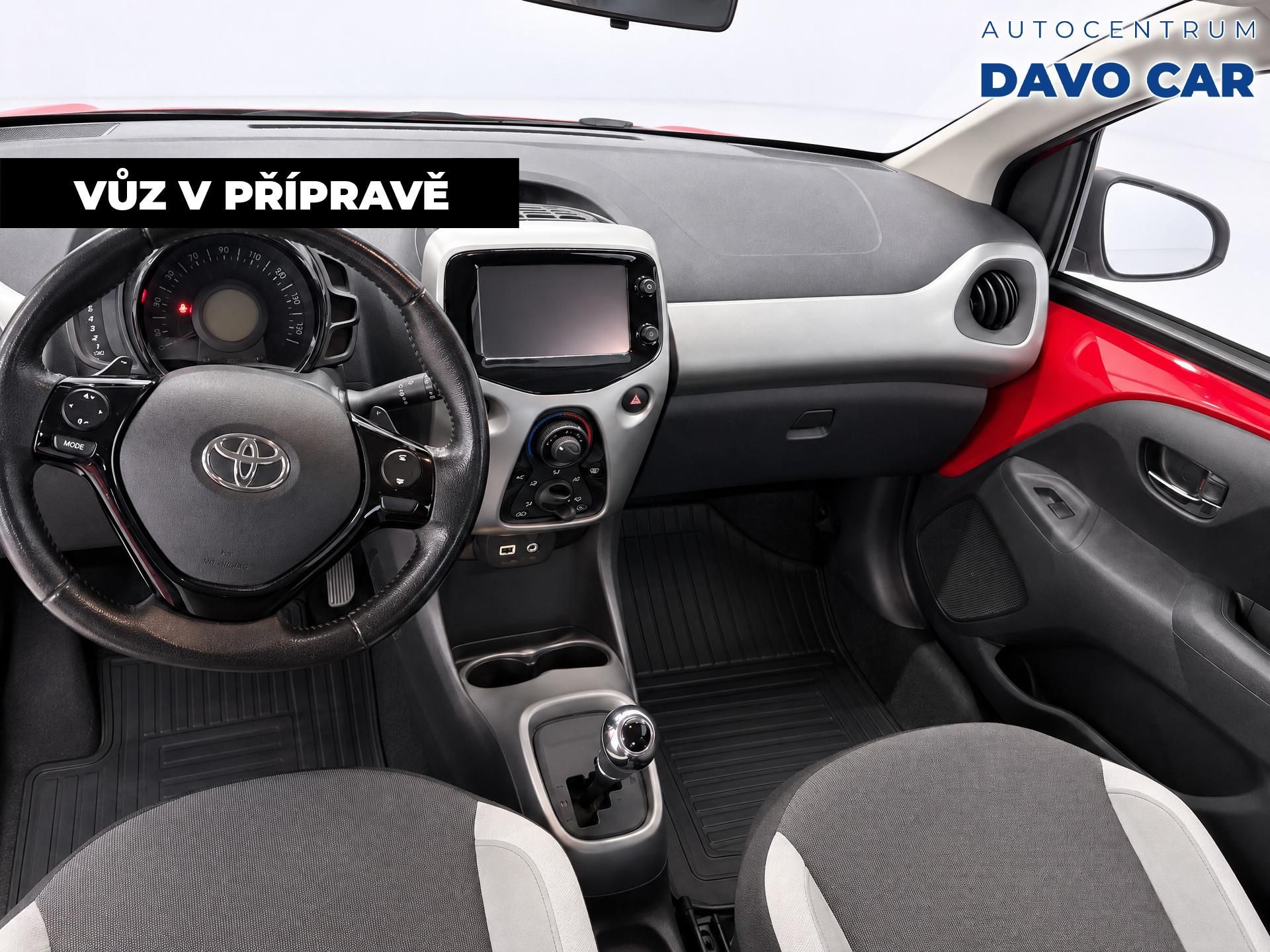 Toyota Aygo, 1,0 VVT-i 51kW CZ Aut. Serv.kn - fotka 5