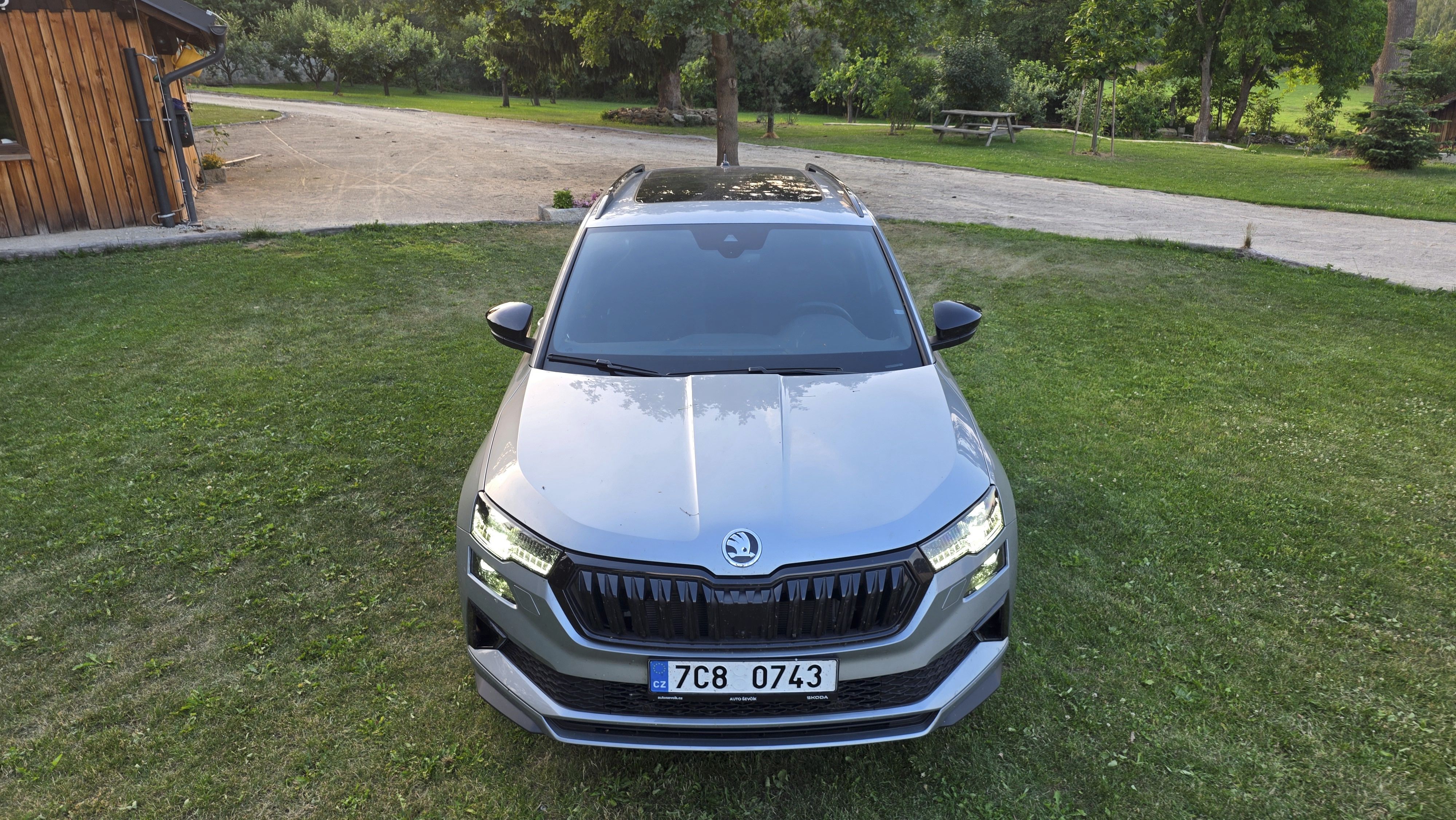 Škoda Karoq, Škoda Karoq 2.0 TDI 4x4 DSG - fotka 4