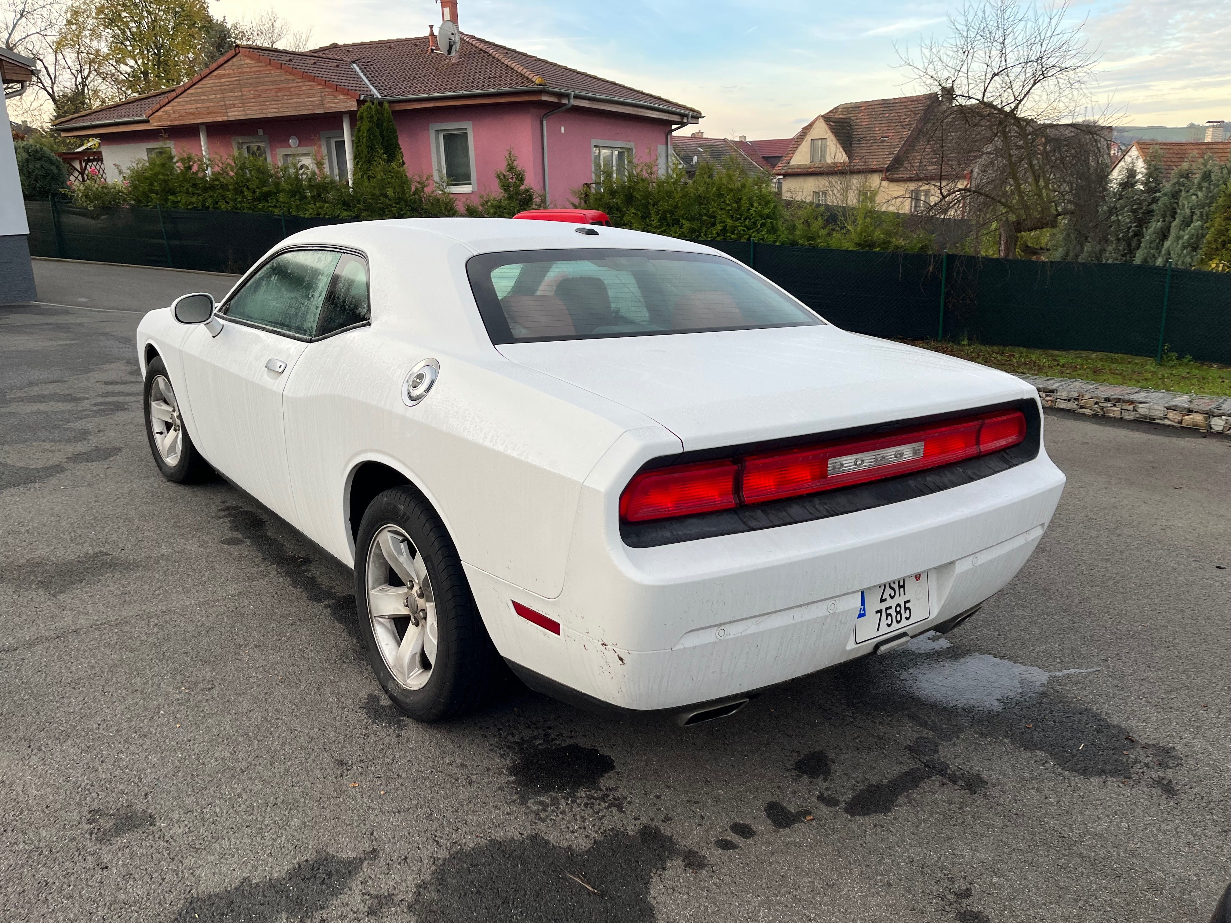 Dodge Challenger, Prodám  Dodge Challenger - fotka 4