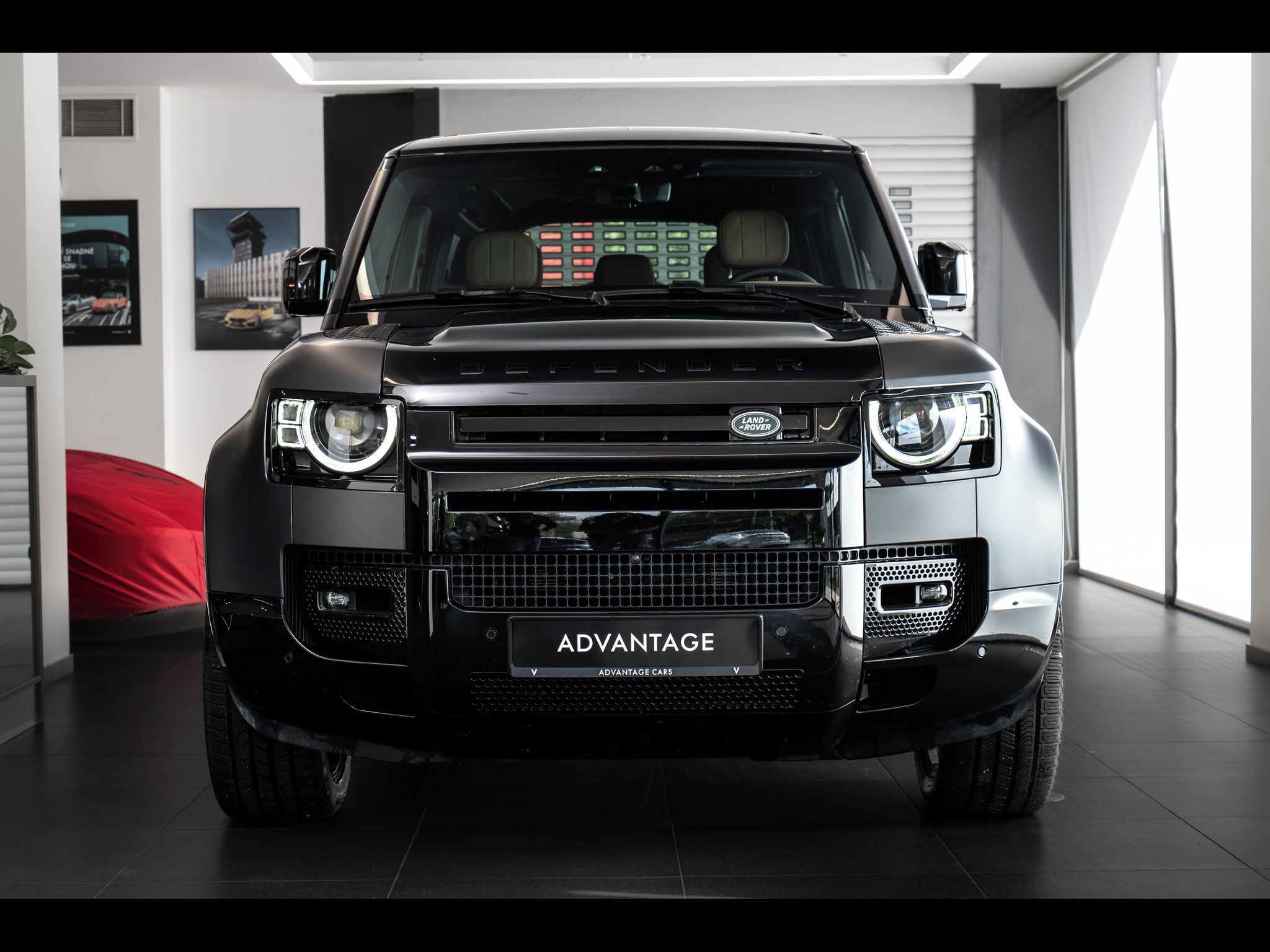 Land Rover Defender, 110 V8 P425 X Matné PPF - fotka 2