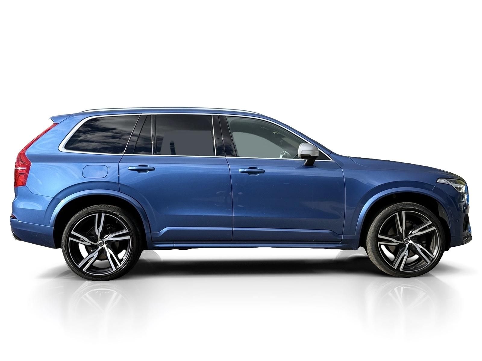Volvo XC90, D5 AWD R-DESIGN PRO // VZDUCH - fotka 6