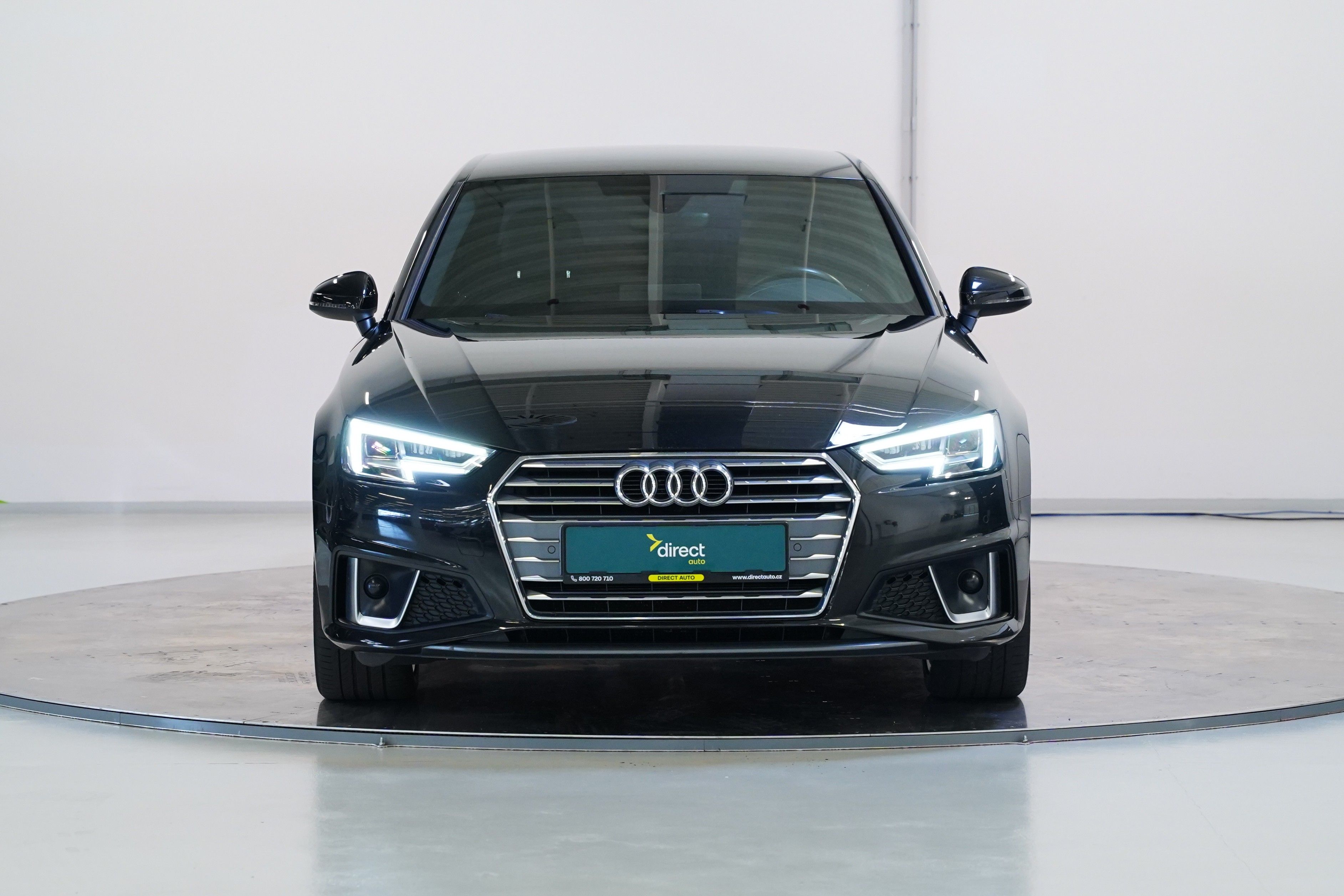 Audi A4, 2.0TDi 110kW - fotka 4