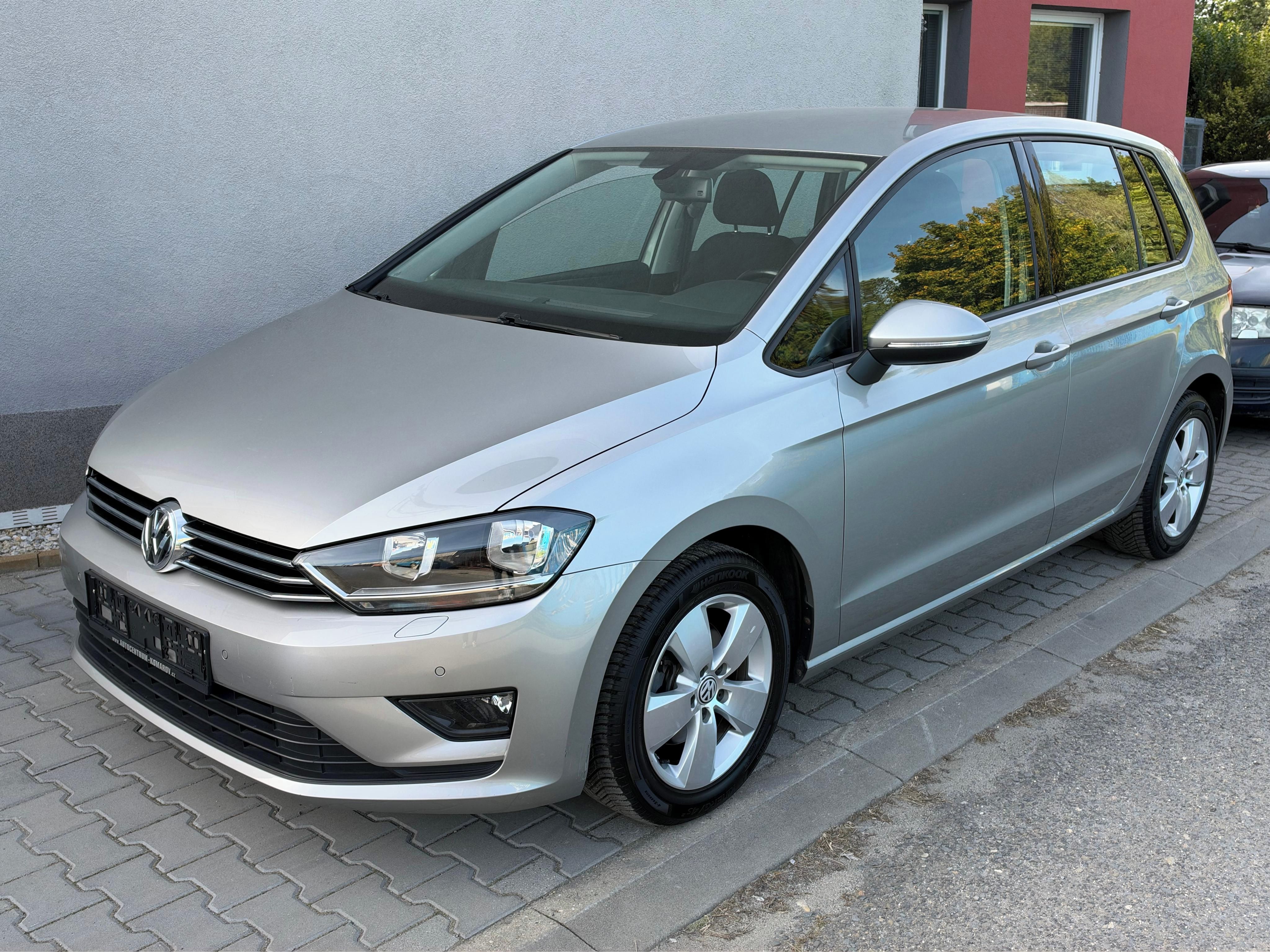 Volkswagen Golf Sportsvan, 1.2 TSI - fotka 2