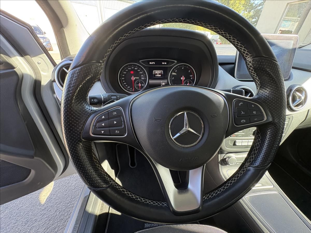 Mercedes-Benz Třídy B, 2,2 CDI 100kW Led,Vada motoru! - fotka 6
