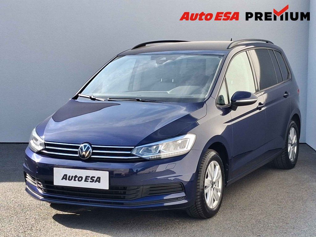 Volkswagen Touran, 2.0 TDi,2.maj,ČR,DSG,LED - fotka 3