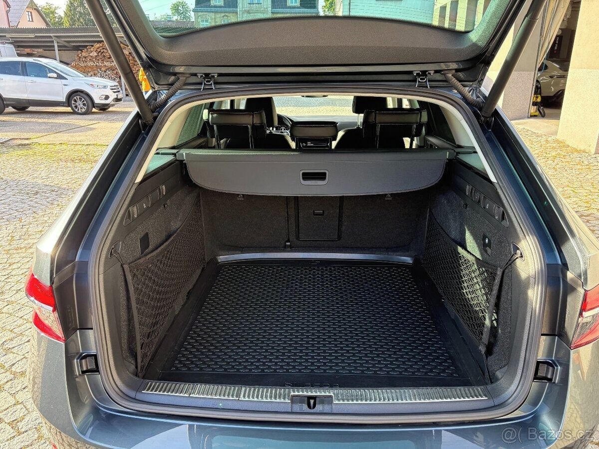 Škoda Superb, Škoda Superb III Combi 2.0 TSI - fotka 5