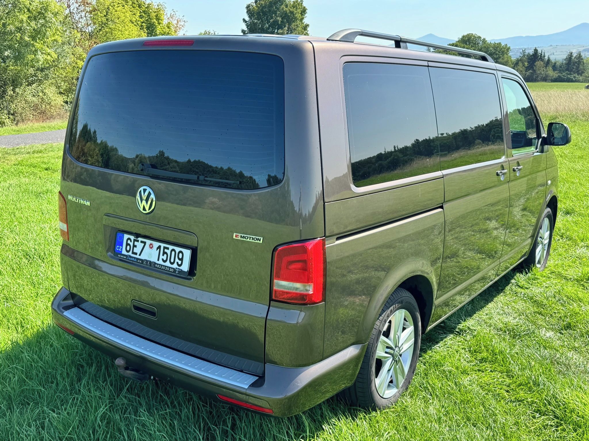 Volkswagen Multivan, Volkswagen Multivan T 5.1 4x4 - fotka 5