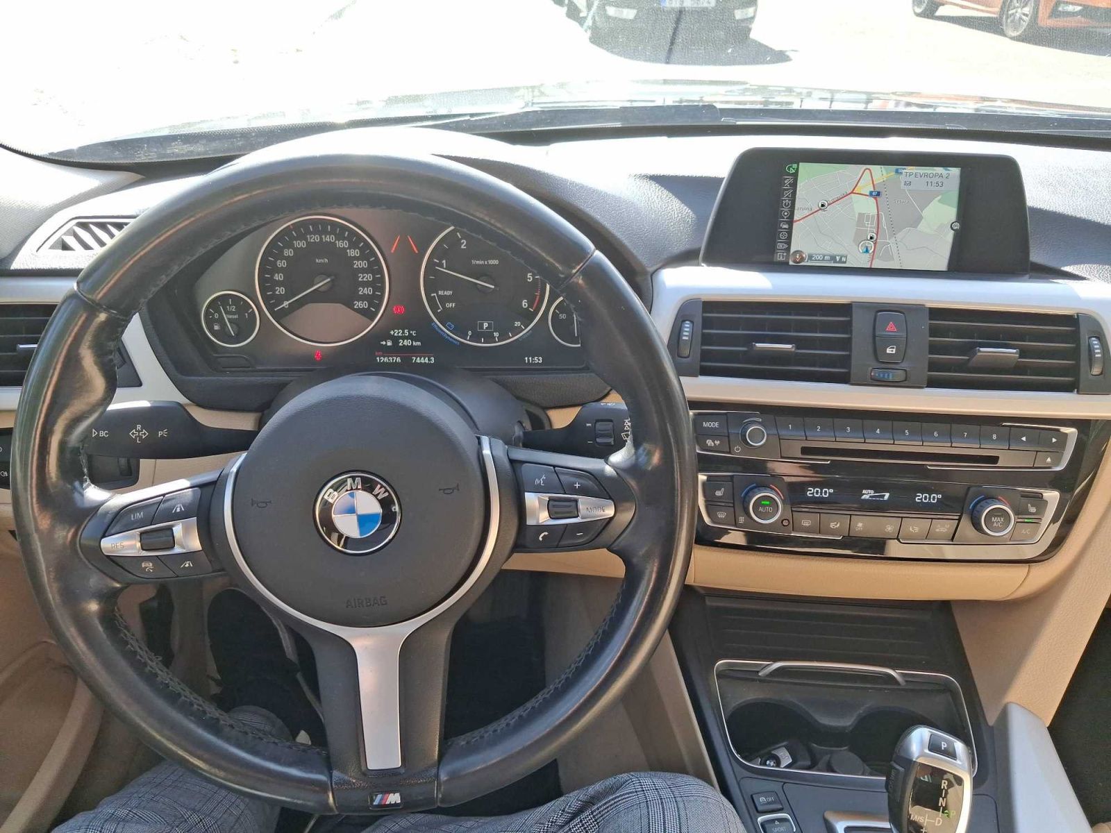 BMW Řada 3, 320 d xDrive, Sport Line, 4X4 - fotka 3