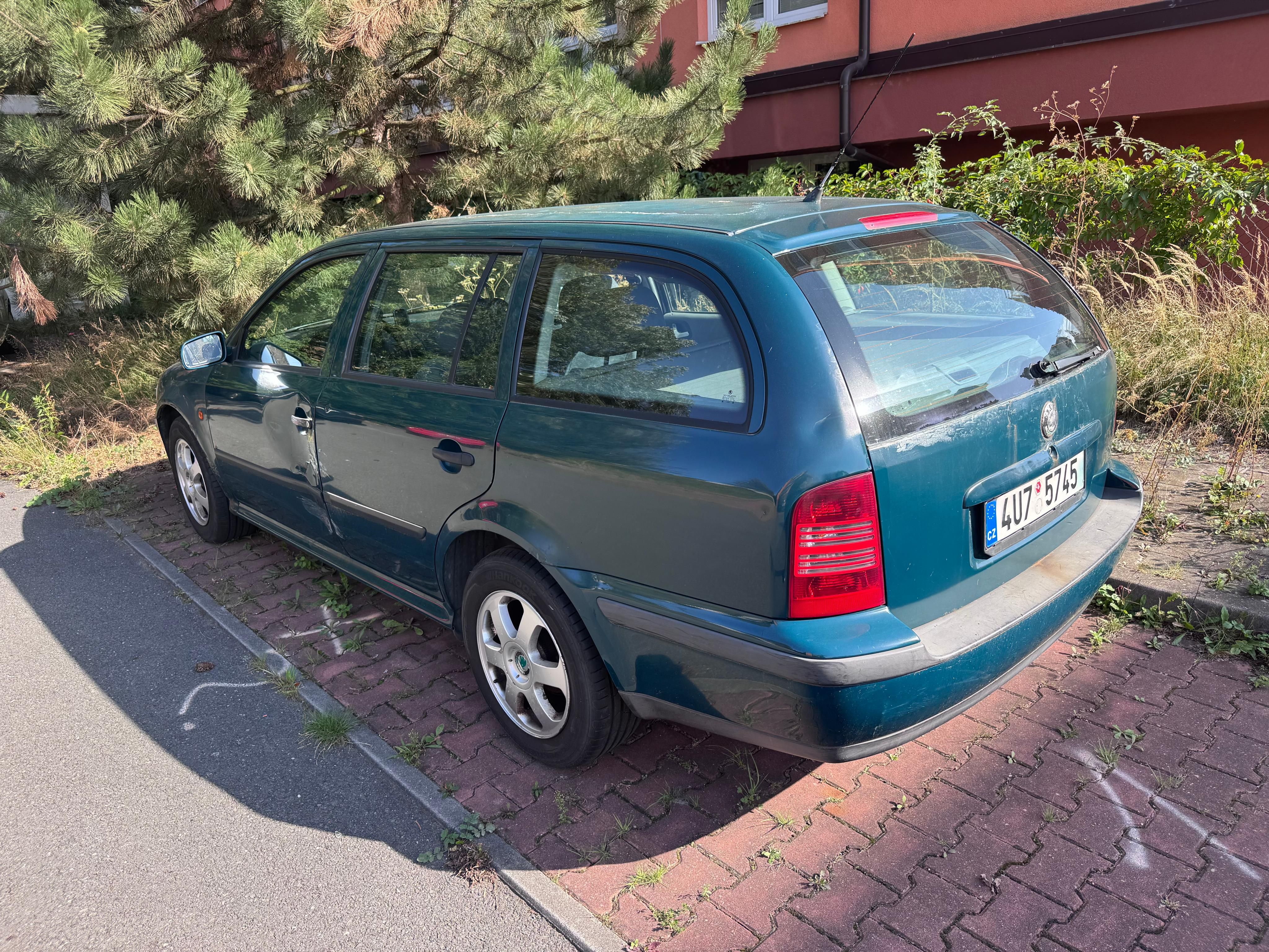 Škoda Octavia, 1, Combi 1.9 TDI SLX, STK 2/28 - fotka 4