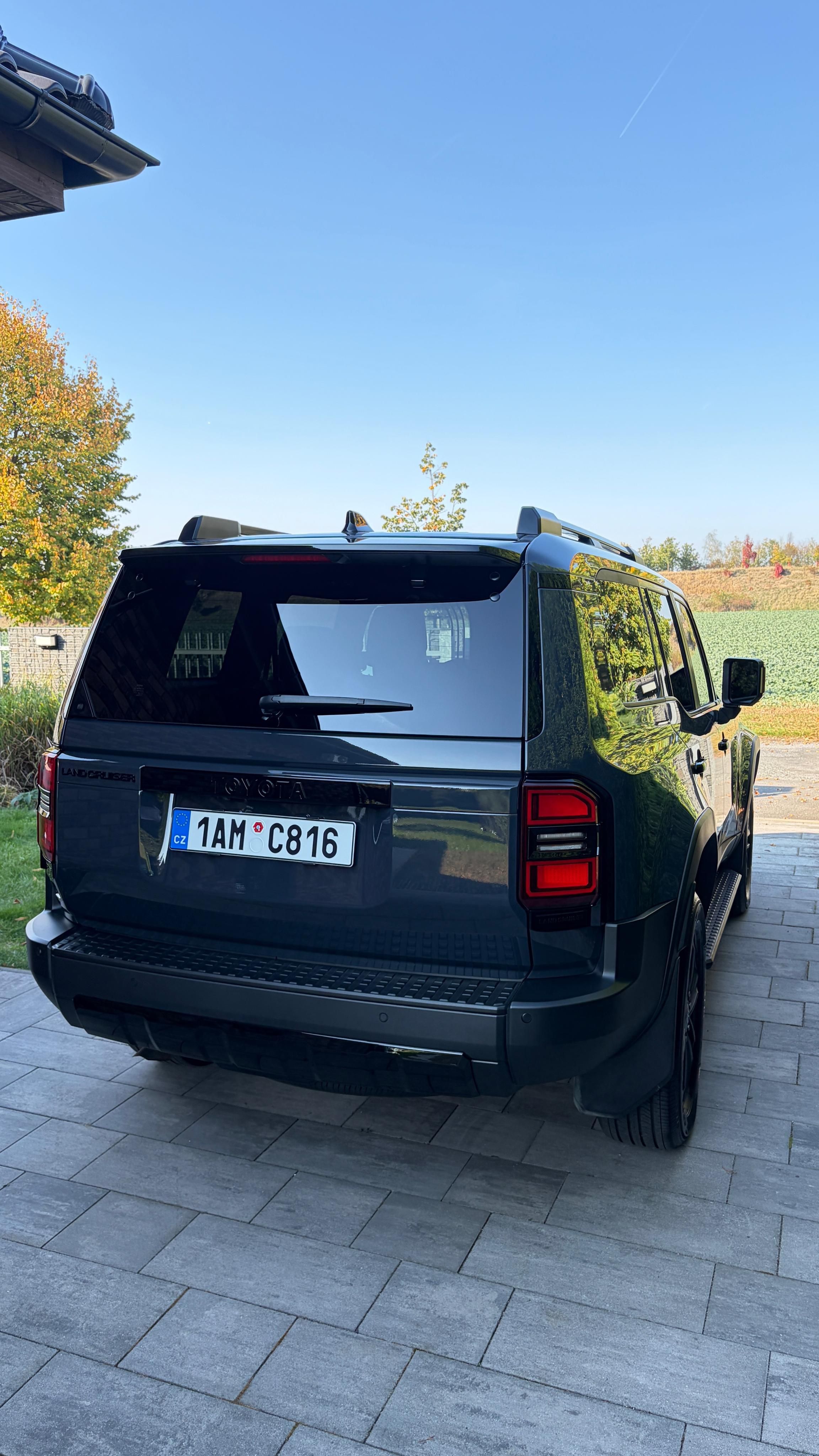 Toyota Land Cruiser, 1 majitel, executive, panorama - fotka 5