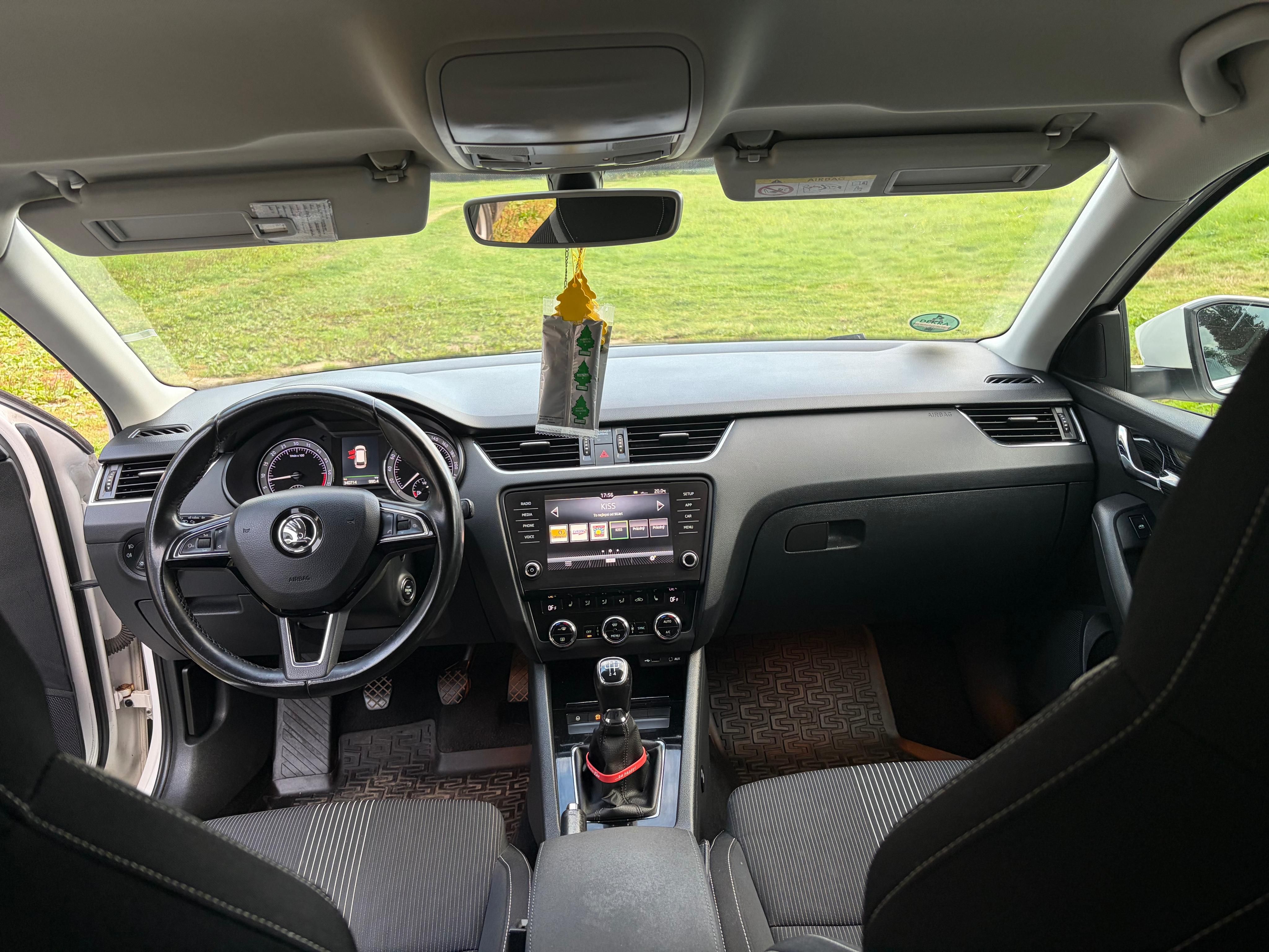 Škoda Octavia, 1.6TDi 85kw Style - fotka 4