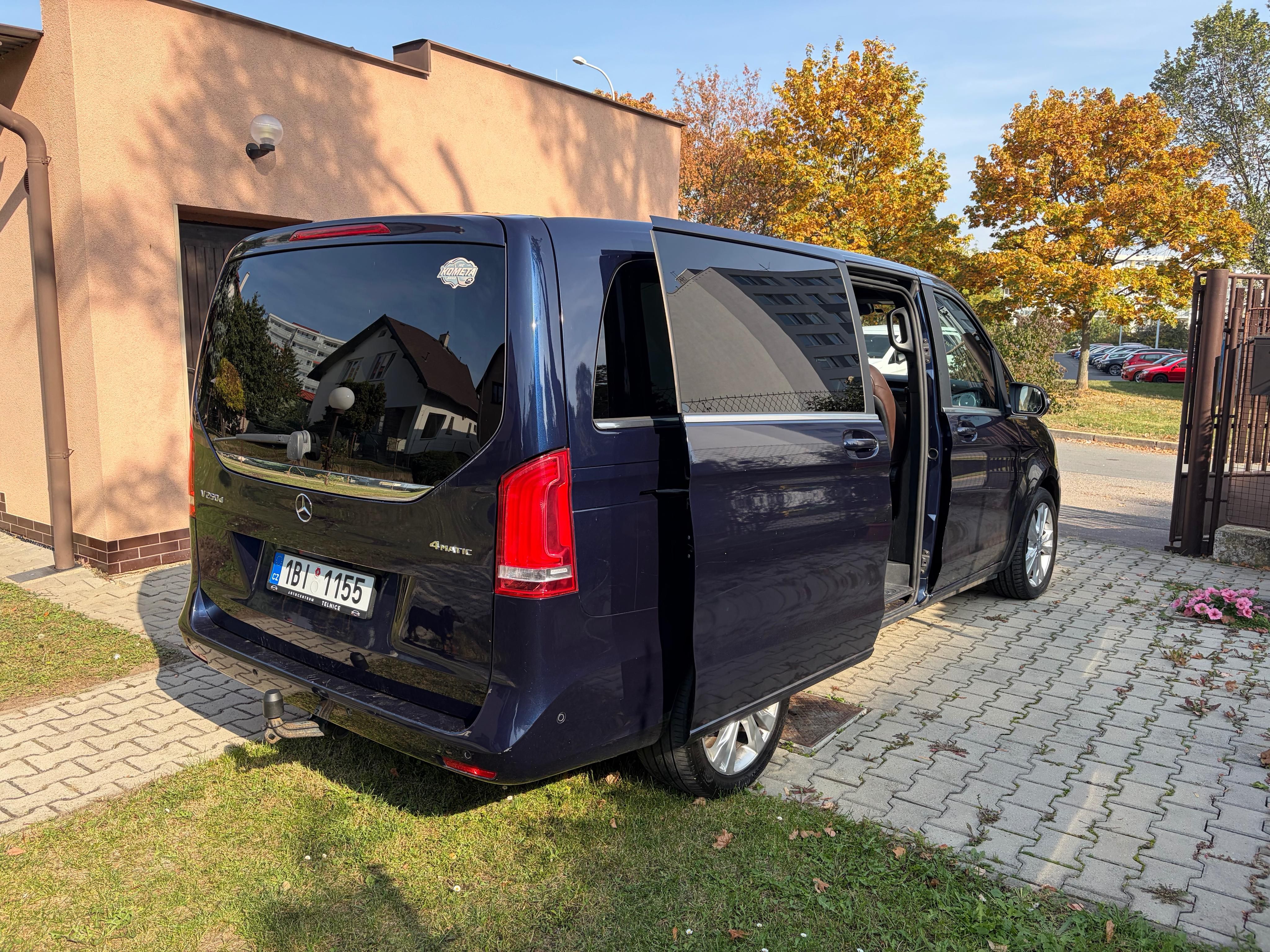 Mercedes-Benz Třídy V, V250d 8místné DPH CZ 1majitel - fotka 3