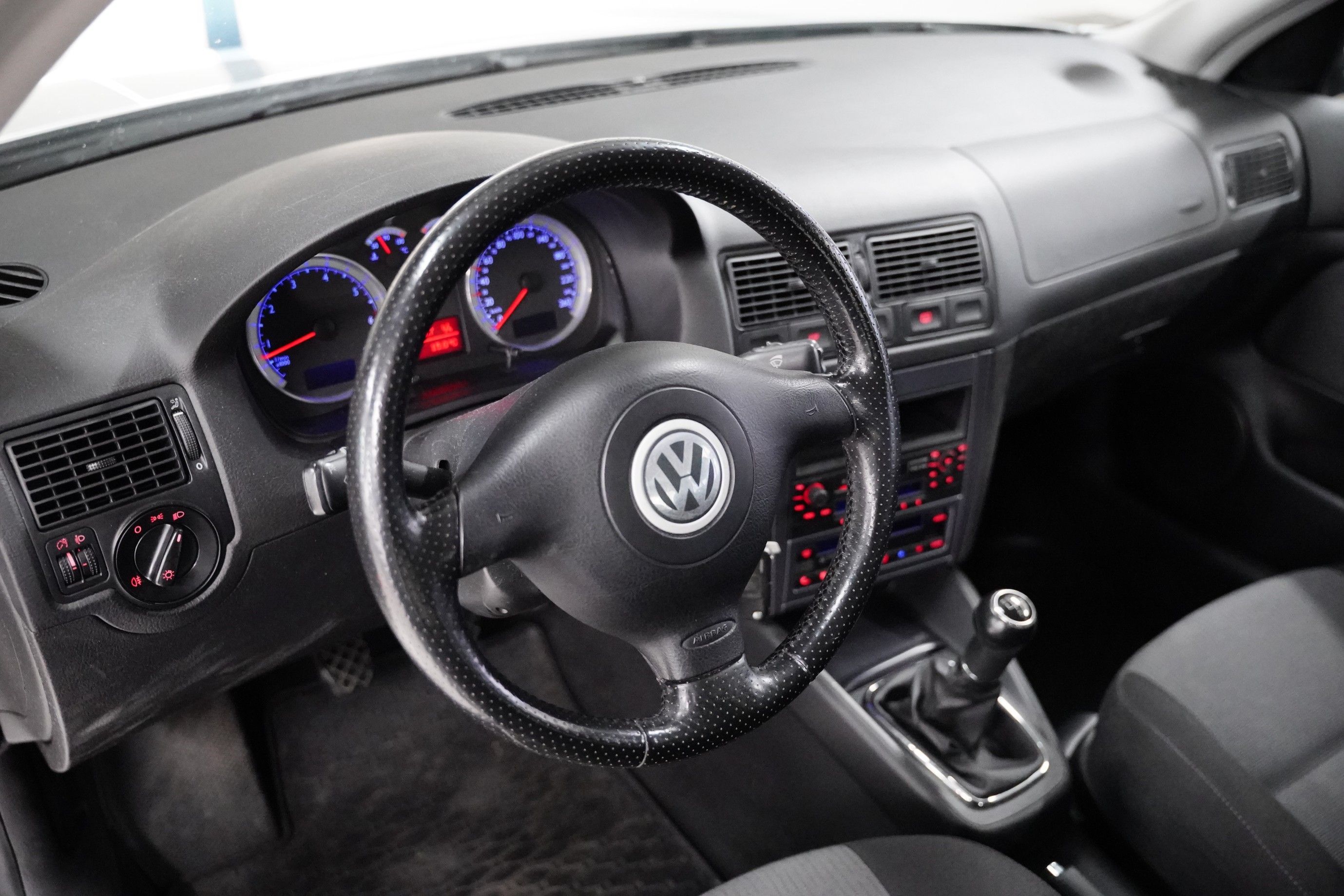 Volkswagen Golf, 1.4i 55kW Pacific - fotka 6