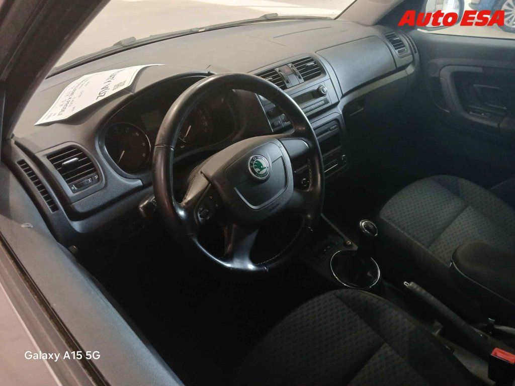 Škoda Roomster, 1.2 TSi,2.maj,ČR - fotka 3
