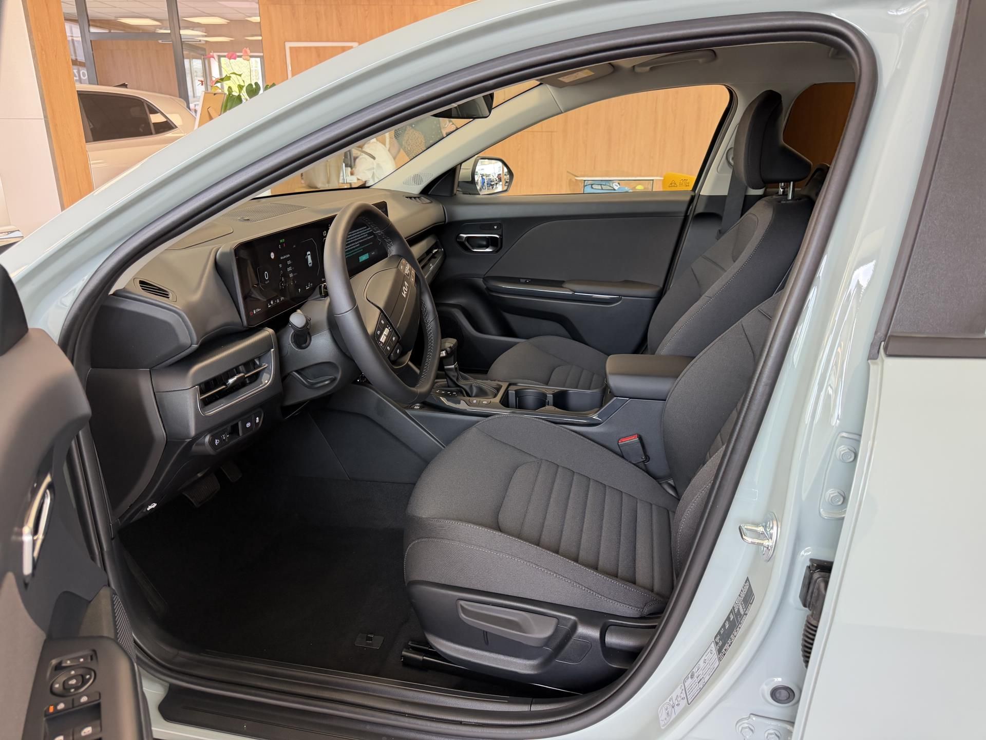 Kia K4, SW SPIN 1.6 T-GDi 110kW 7DCT - fotka 4