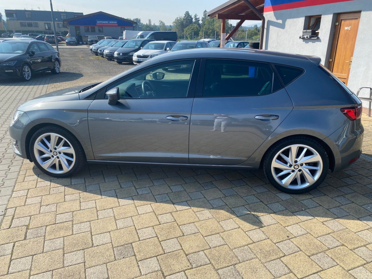 Seat Leon, 1.8 TSi 132kW - fotka 6