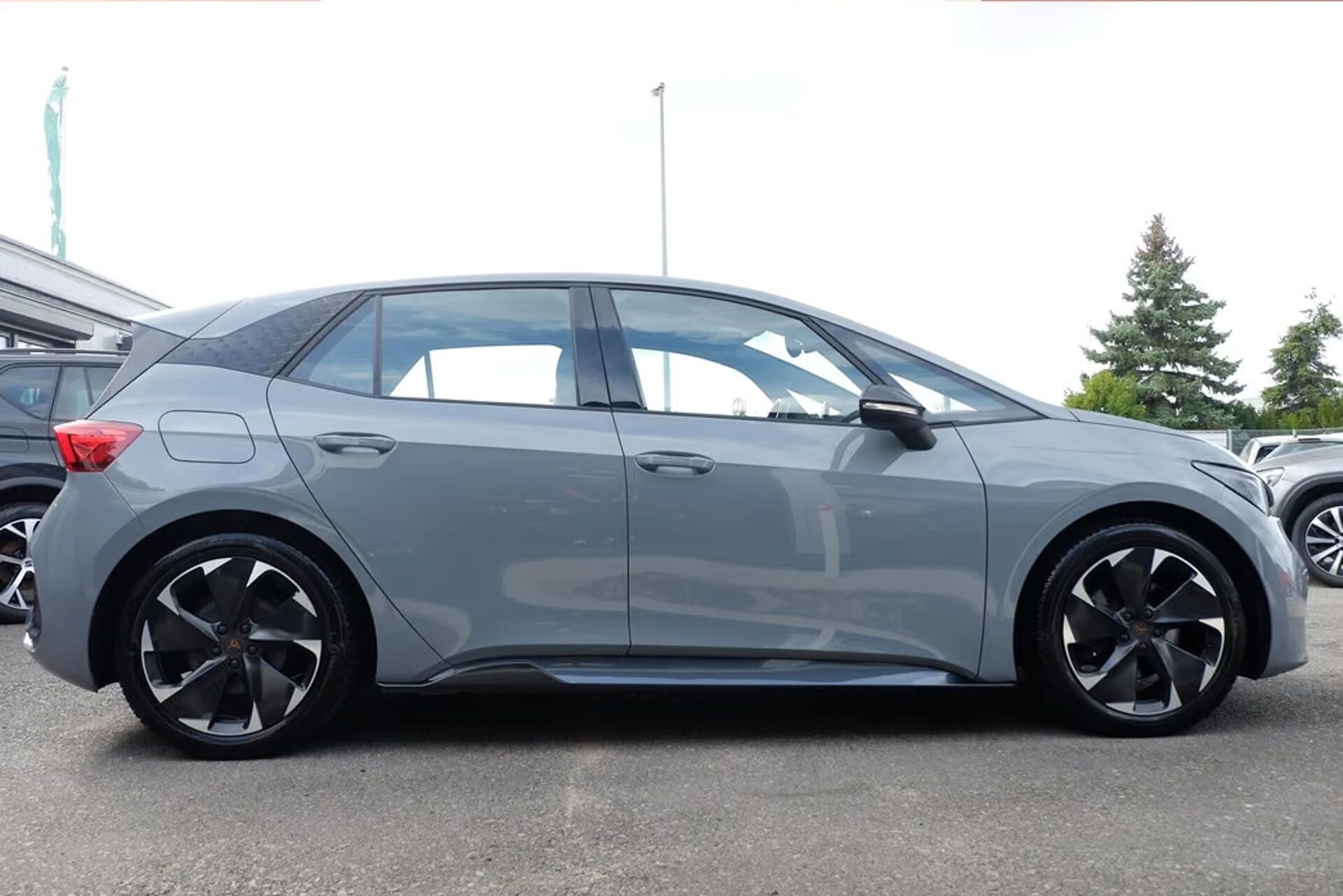Cupra Born, 150kW SoH 89% KESSY Tep.čerp. - fotka 5