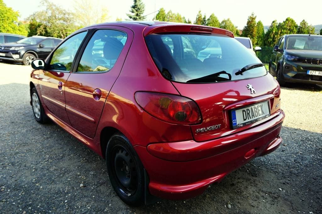 Peugeot 206, 206 GENERATION 1.4 55 kW - fotka 5