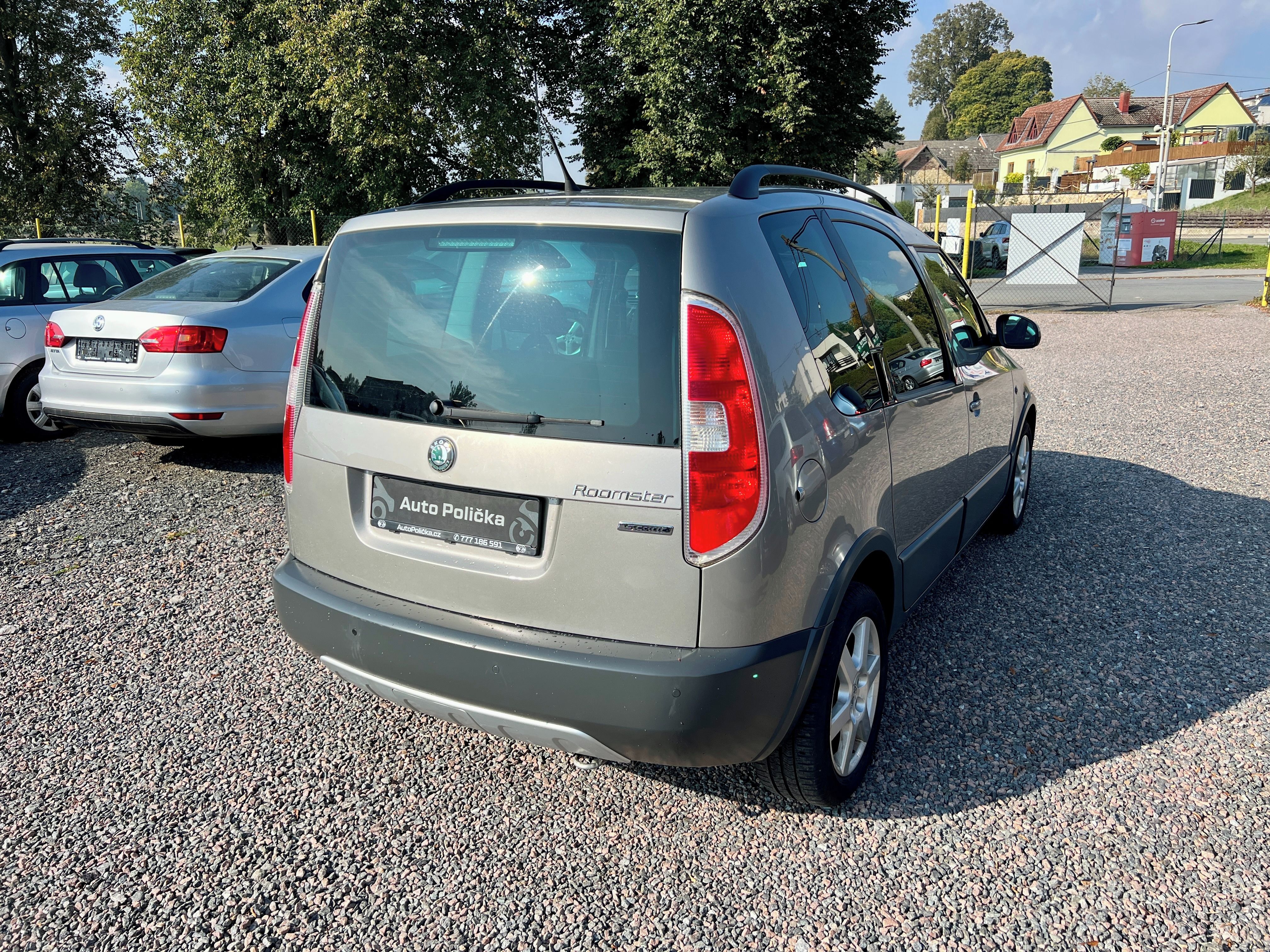 Škoda Roomster, 1.2 TSI 63 kW DSG Scout - fotka 5