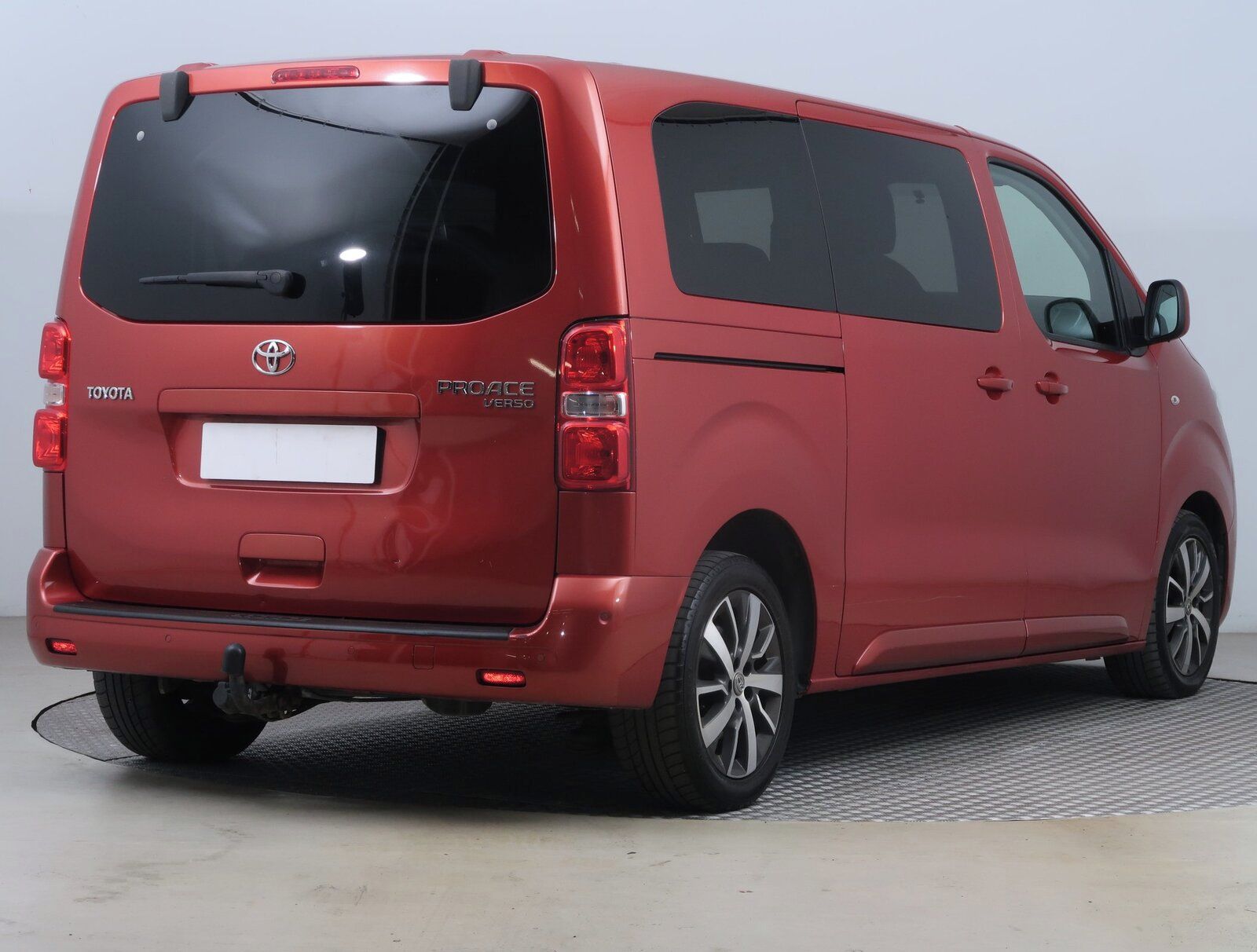 Toyota Proace Verso, 2.0 D-4D, Family, 8 míst, L1 - fotka 5