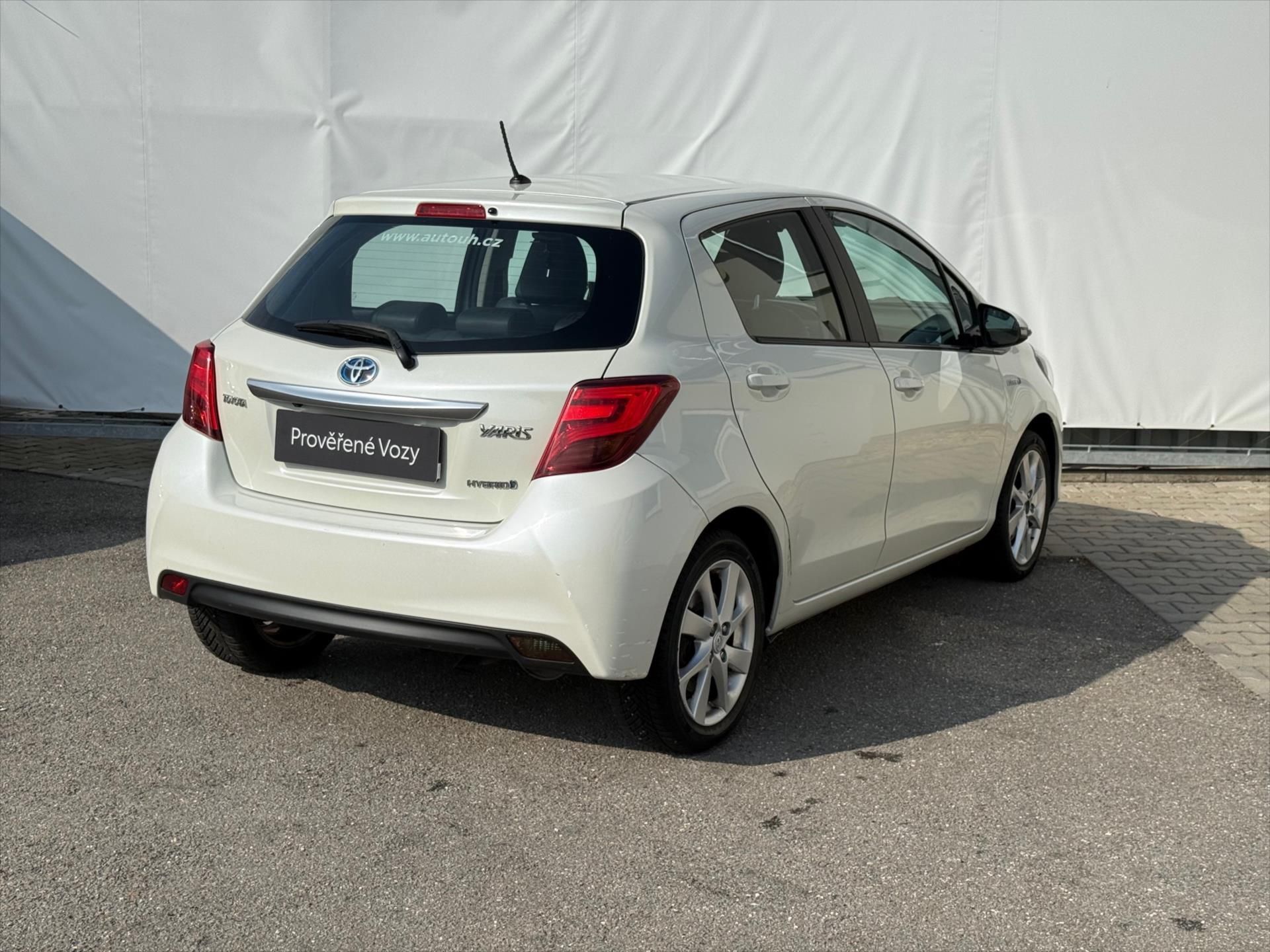 Toyota Yaris, 1,5 Style+Senso - fotka 4