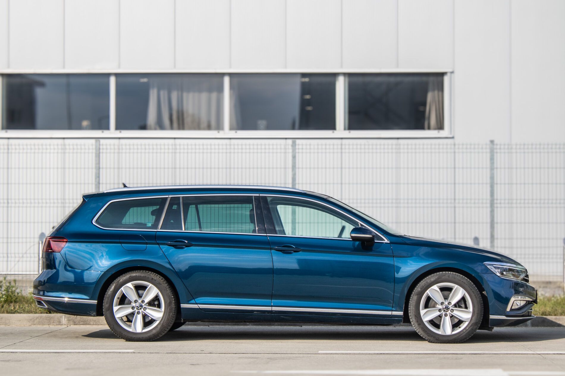 Volkswagen Passat Variant - fotka 4