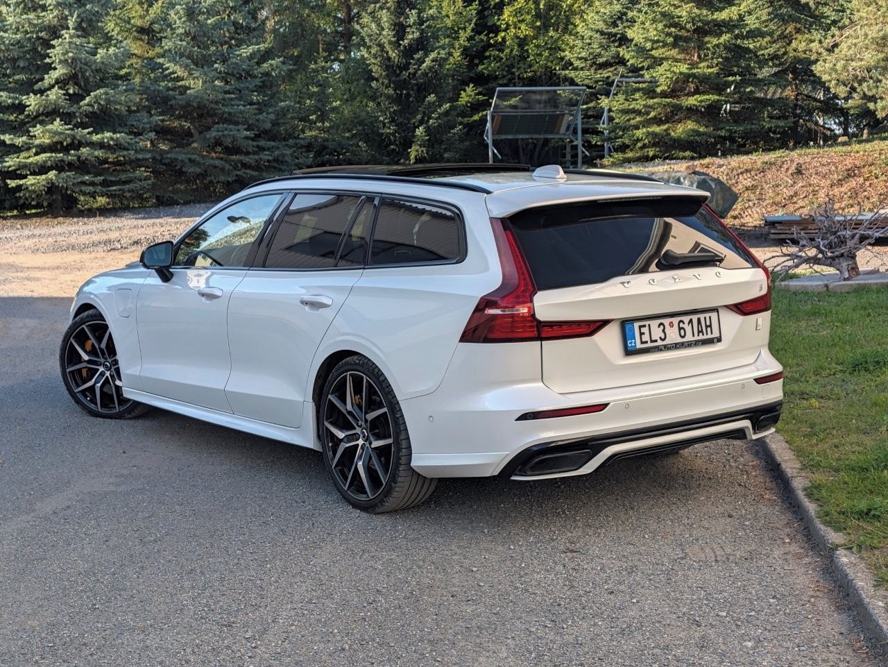 Volvo V60, PE, Ohlins, Brembo, B+W - fotka 5