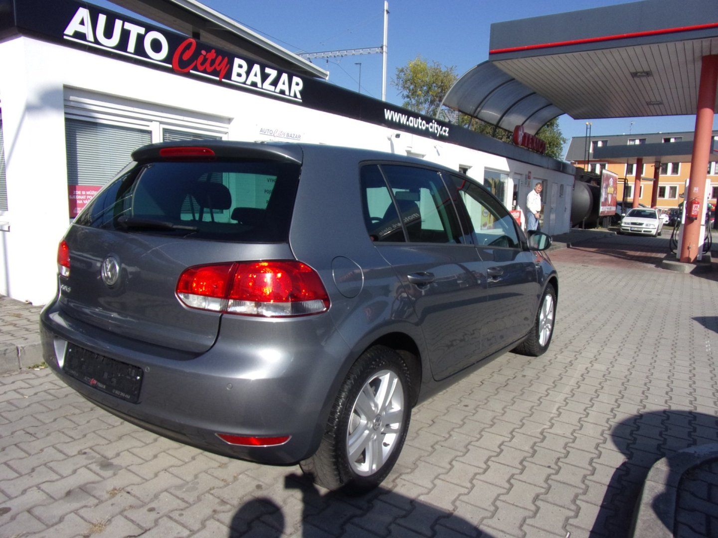 Volkswagen Golf, VI 1,2TSi Match Red line - fotka 5