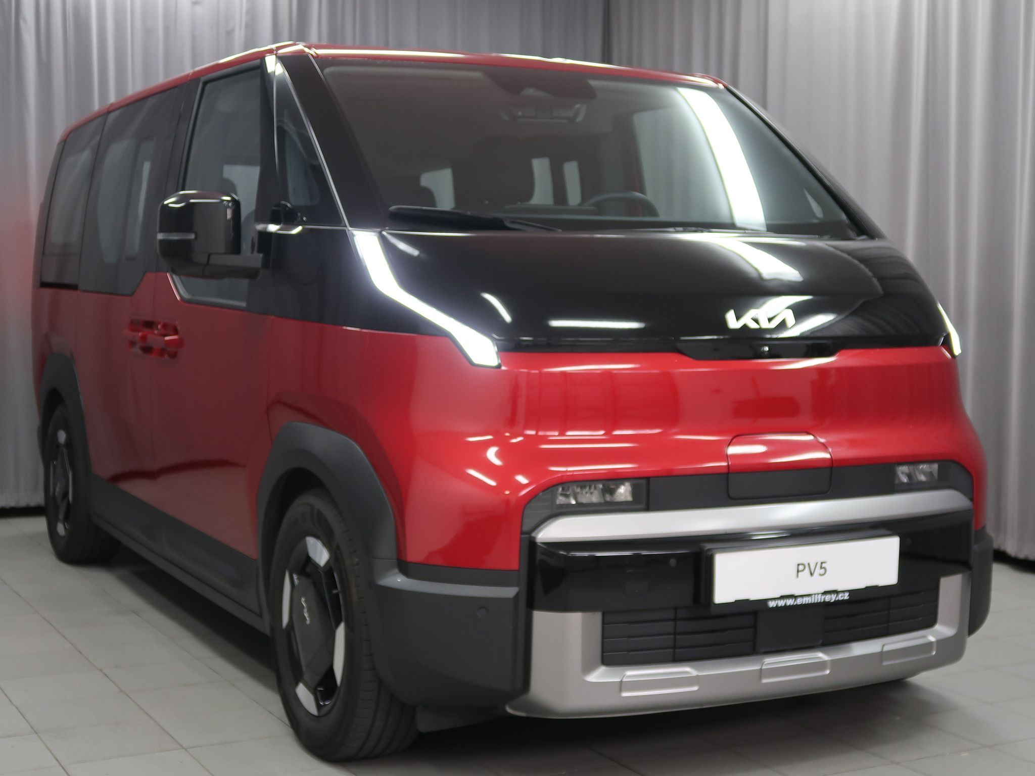Kia PV5, Elite - Vůz ve výrobě - fotka 3