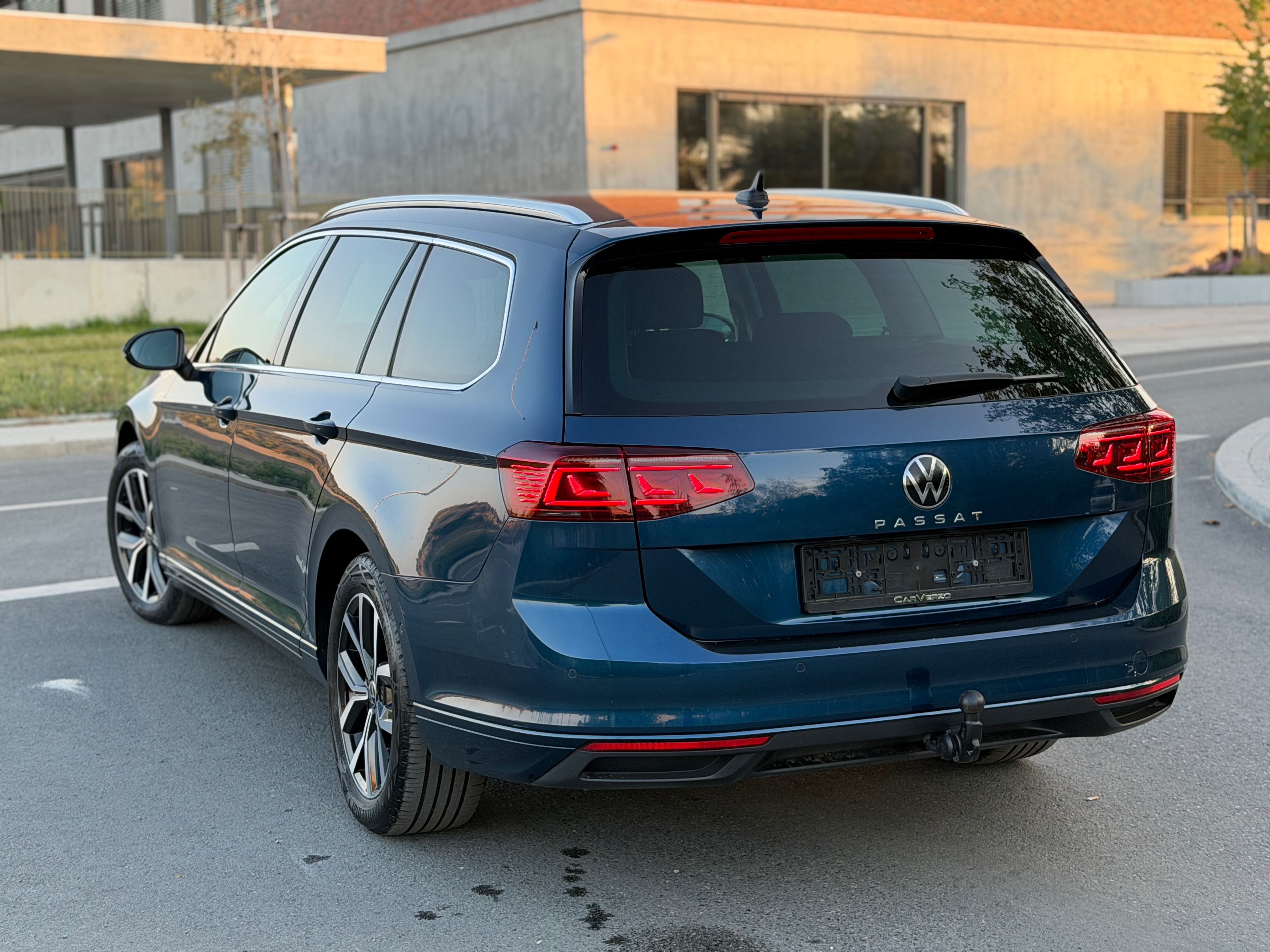 Volkswagen Passat, TAŽNÝ VIRTUAL HUD 360KAMERY - fotka 3