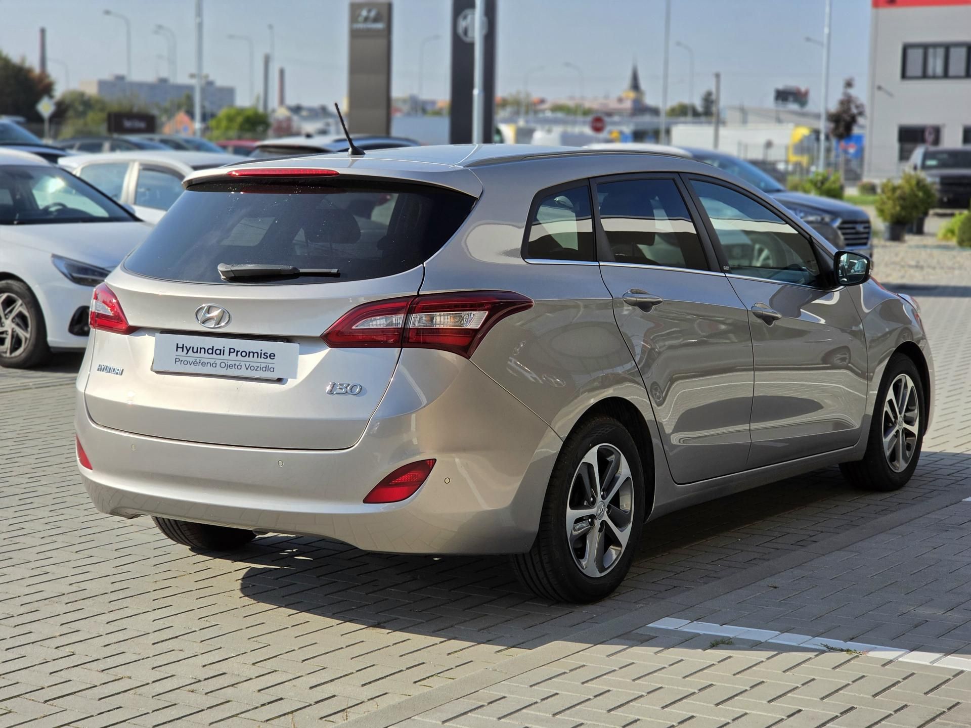 Hyundai i30, 1,6 GDI 99kW WG - fotka 5