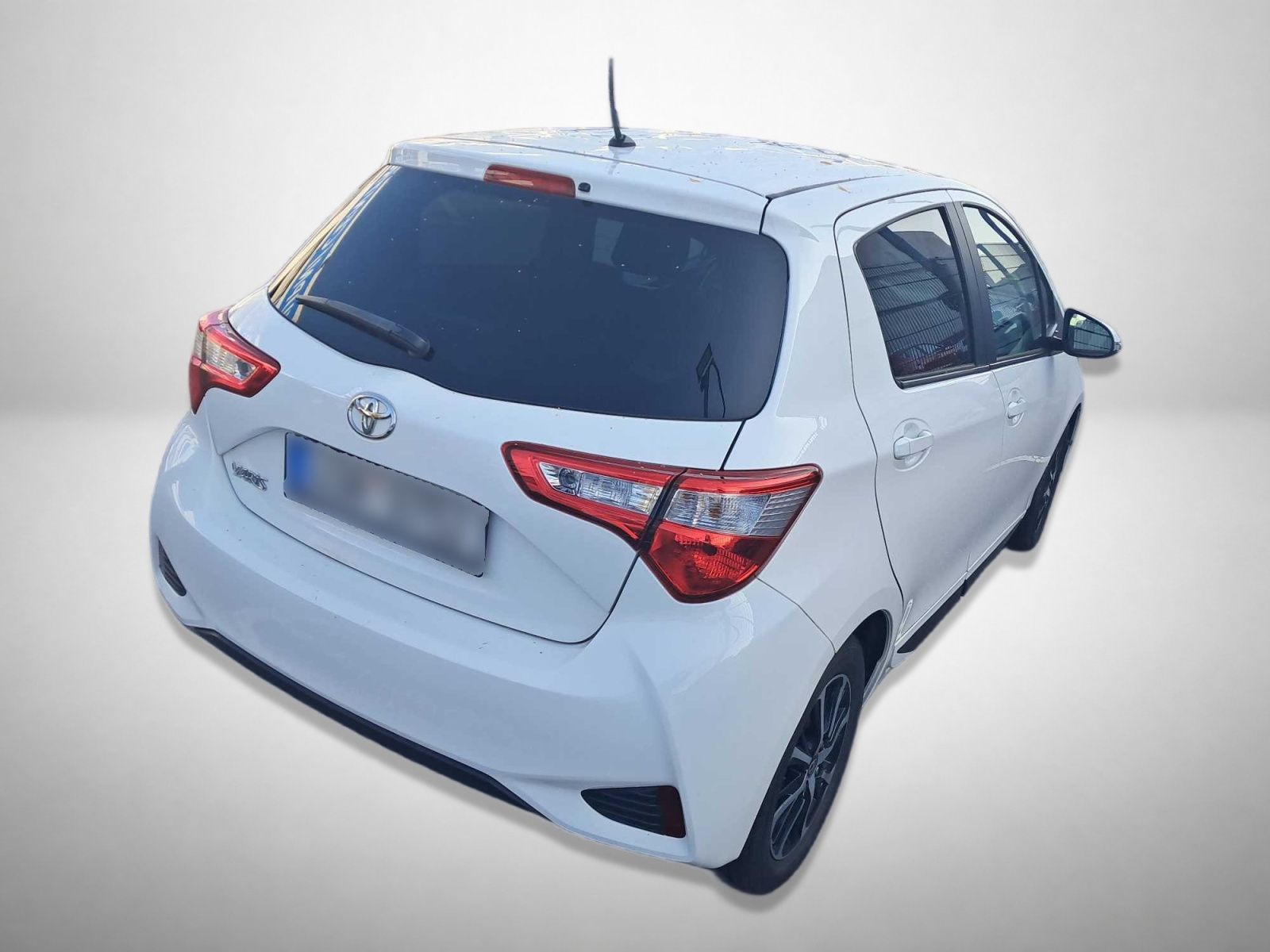 Toyota Yaris, 1.5 Dual VVT-i, ČR,1.maj - fotka 2