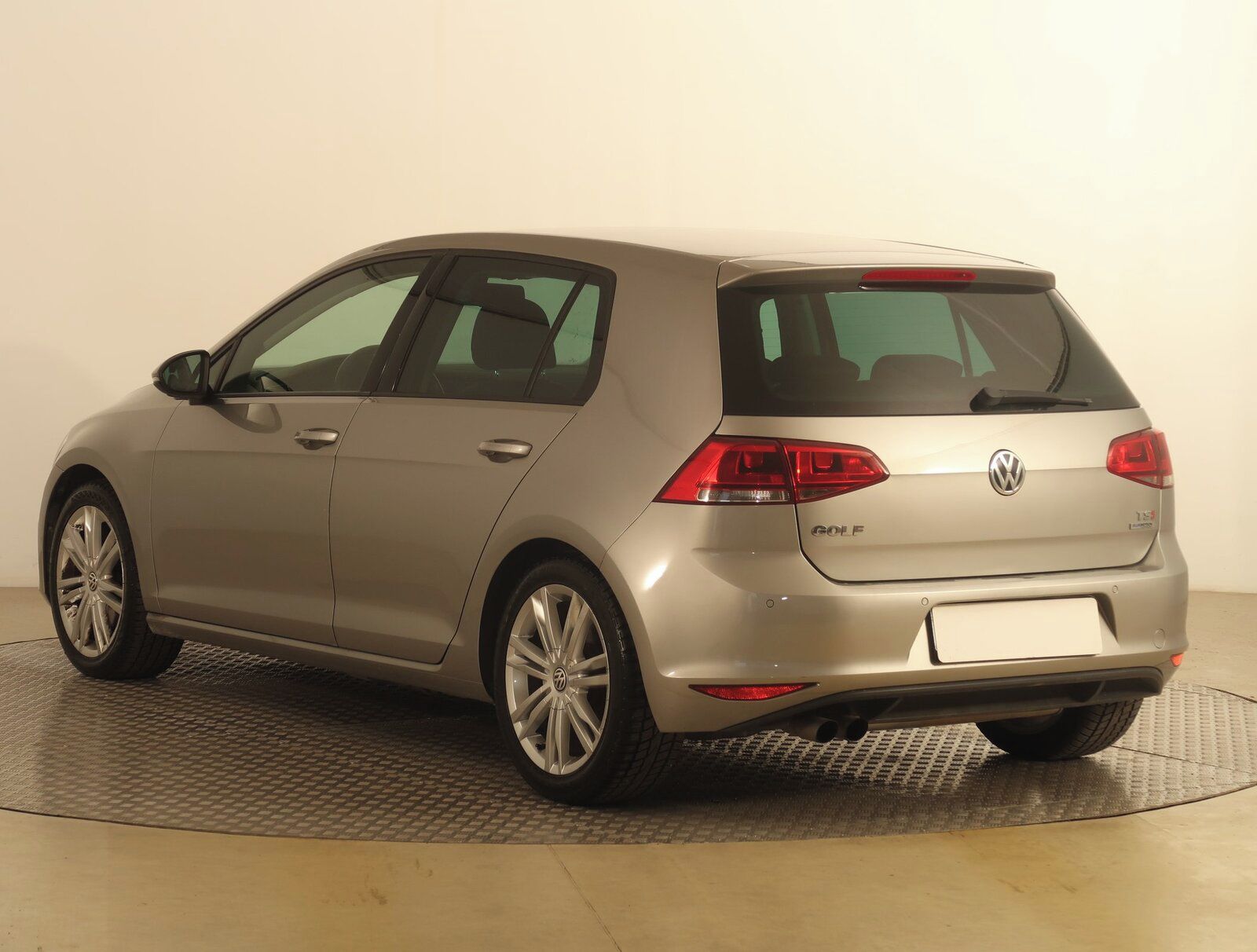 Volkswagen Golf, 1.4 TSI, Automat, Serv.kniha - fotka 4